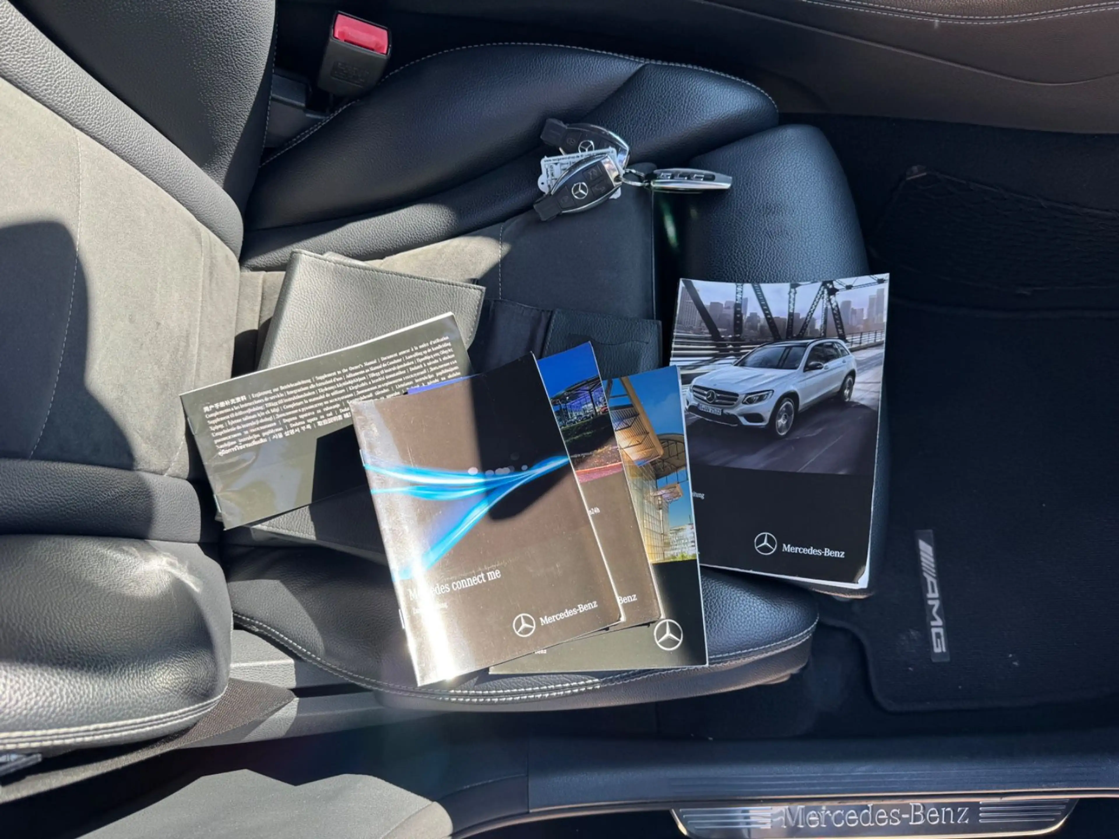 Mercedes-Benz GLC 220 d 4Matic Avantgarde/AMG-Line — photo 28