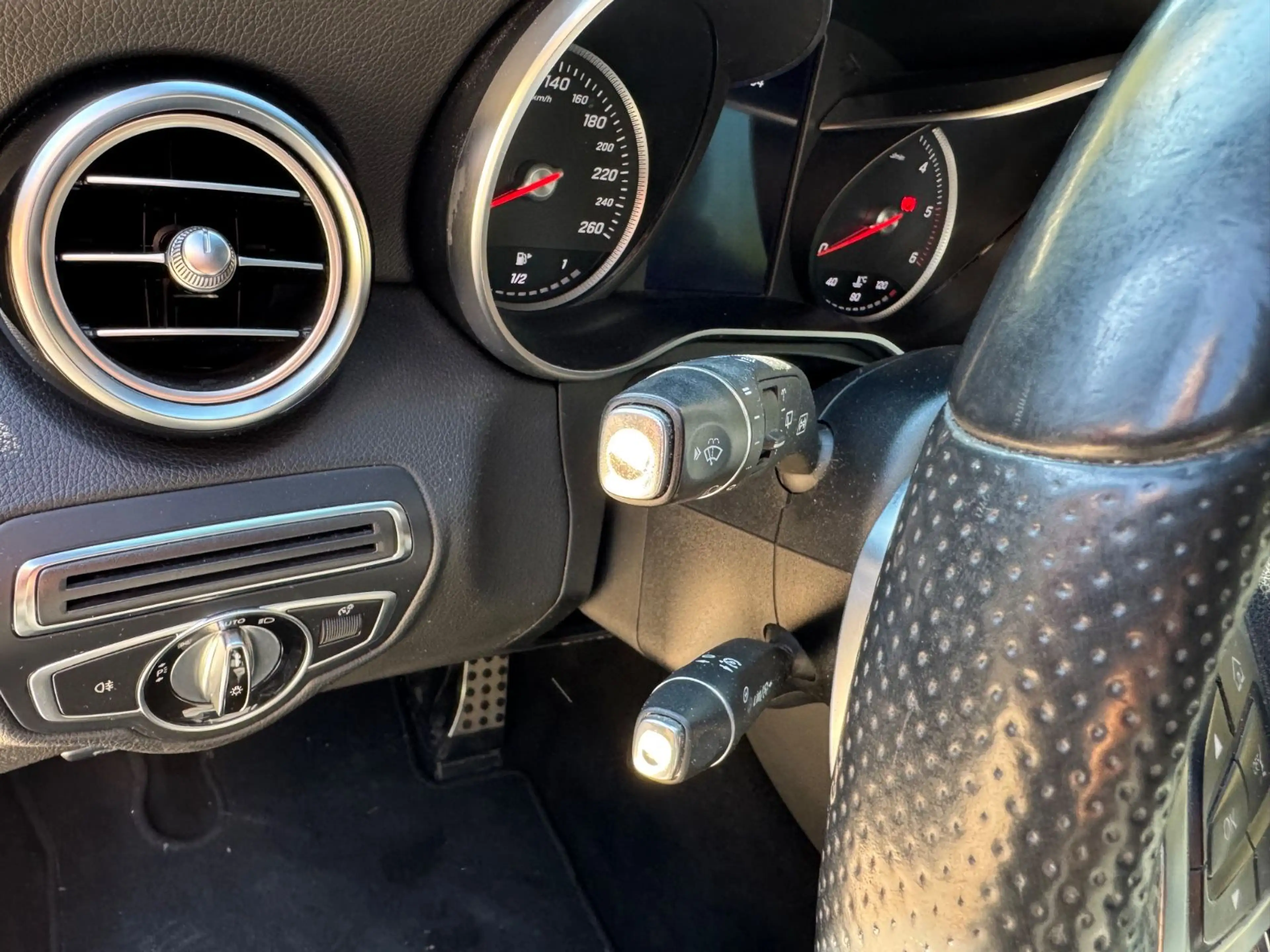 Mercedes-Benz GLC 220 d 4Matic Avantgarde/AMG-Line — photo 18