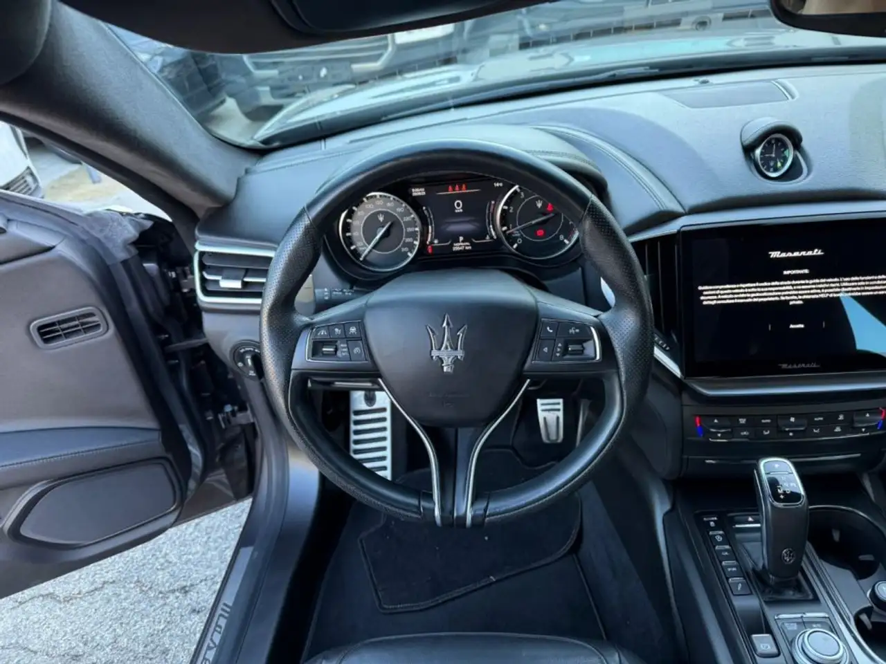 Maserati Ghibli 2021 — фото 15