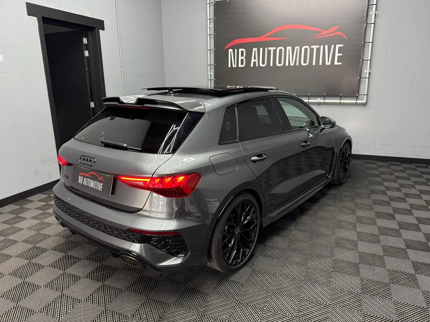 Audi RS3 Sportback 2.5 TFSI Quattro Szary - 2