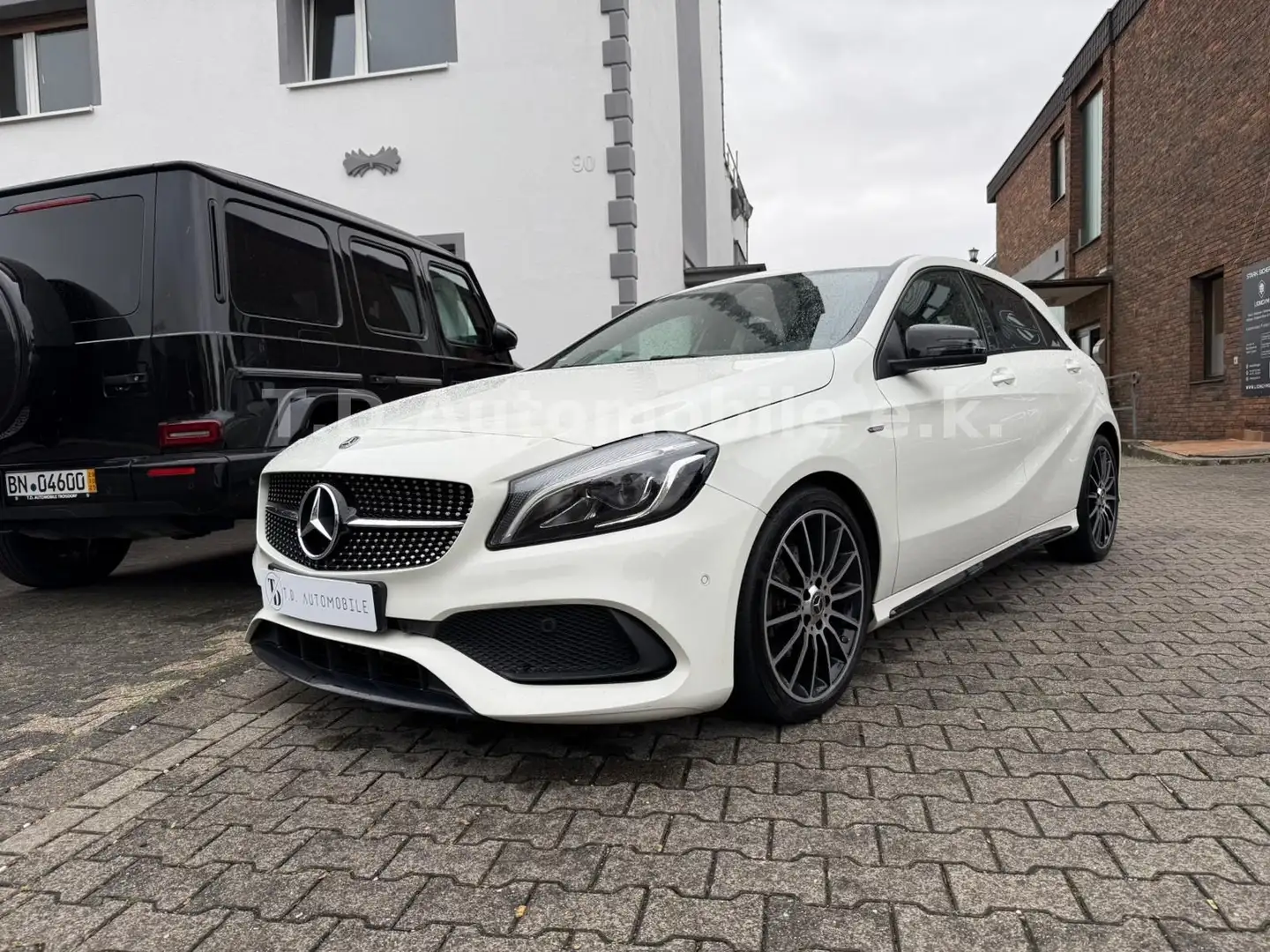 Mercedes-Benz A 180 A -Klasse /AMG/Automatik/Insp. Neu Blanc - 1