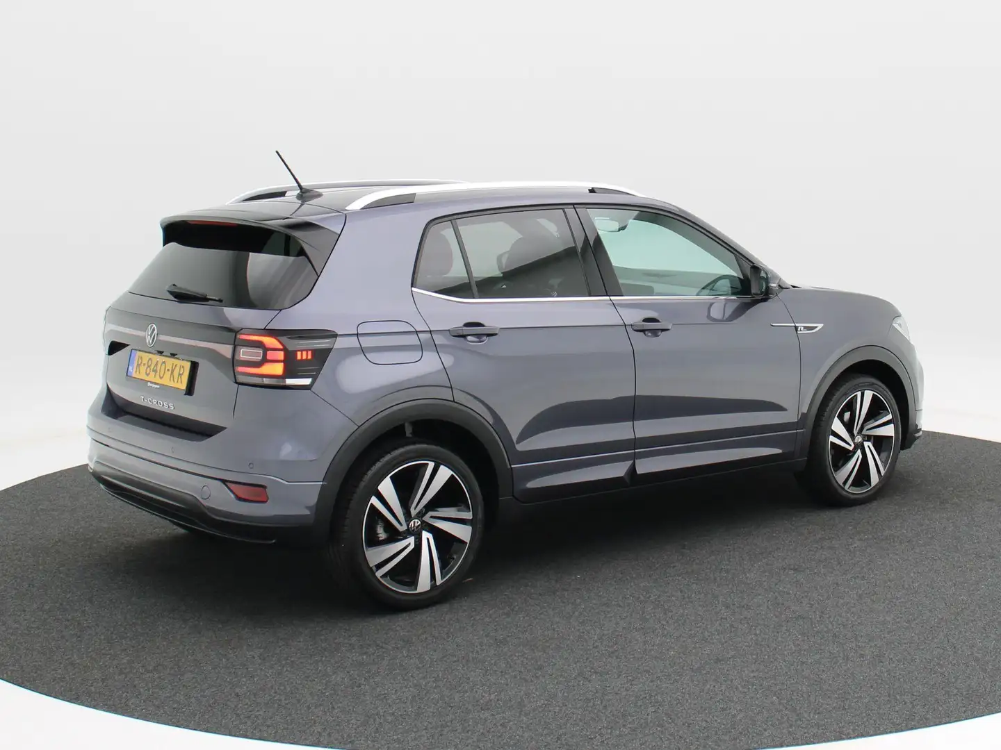 Volkswagen T-Cross 1.0 TSi 110 Pk R-Line | LED | Camera | Carplay | S Gris - 2
