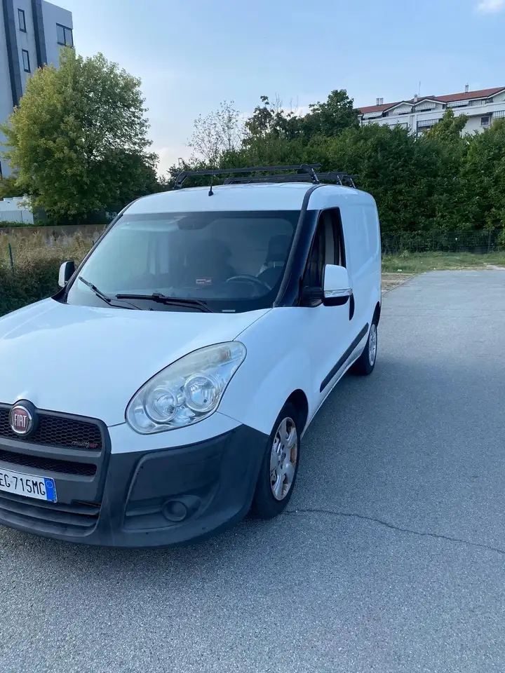 Fiat Doblo 1.6 mjt 16v Active 90cv — photo 1 of 5