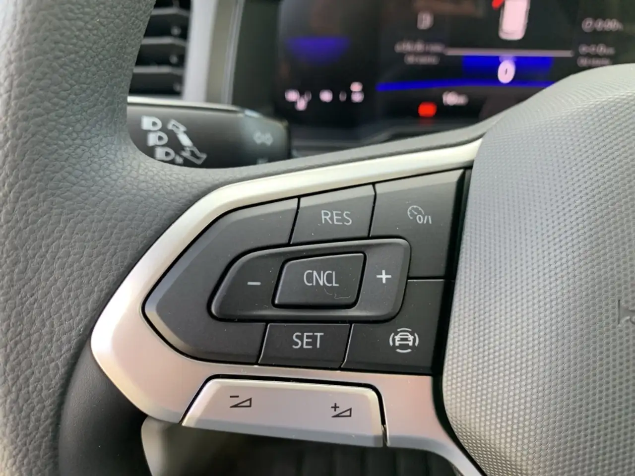 Volkswagen Polo VI 1.0+Klimaanlage+LED+FSE+el.Fensterheber 13