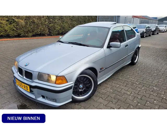BMW 316 3-serie Compact 316i M Sport