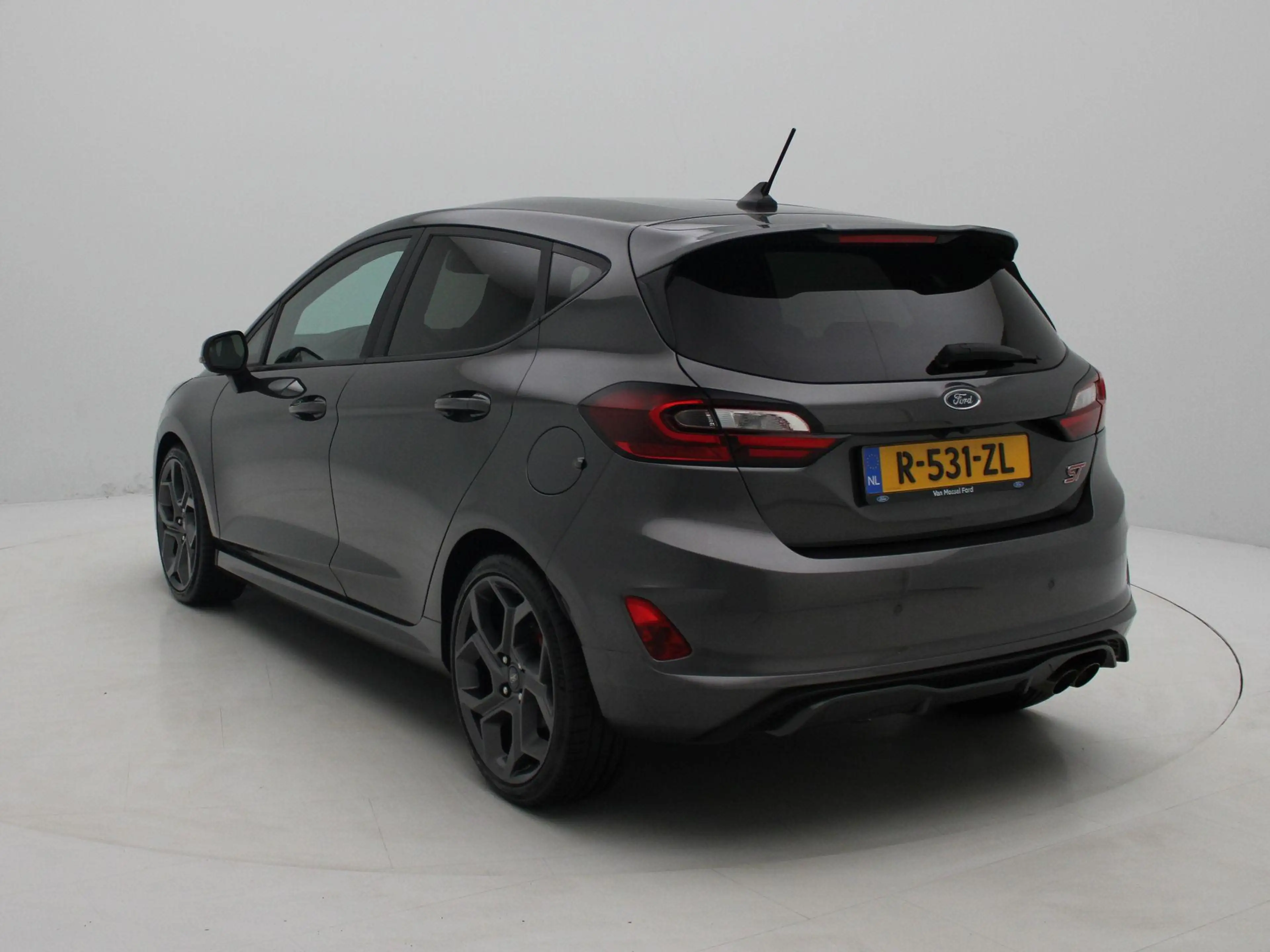Ford Fiesta 1.5 Ecoboost ST-X | Multimedia pack | Winter-pack — photo 2