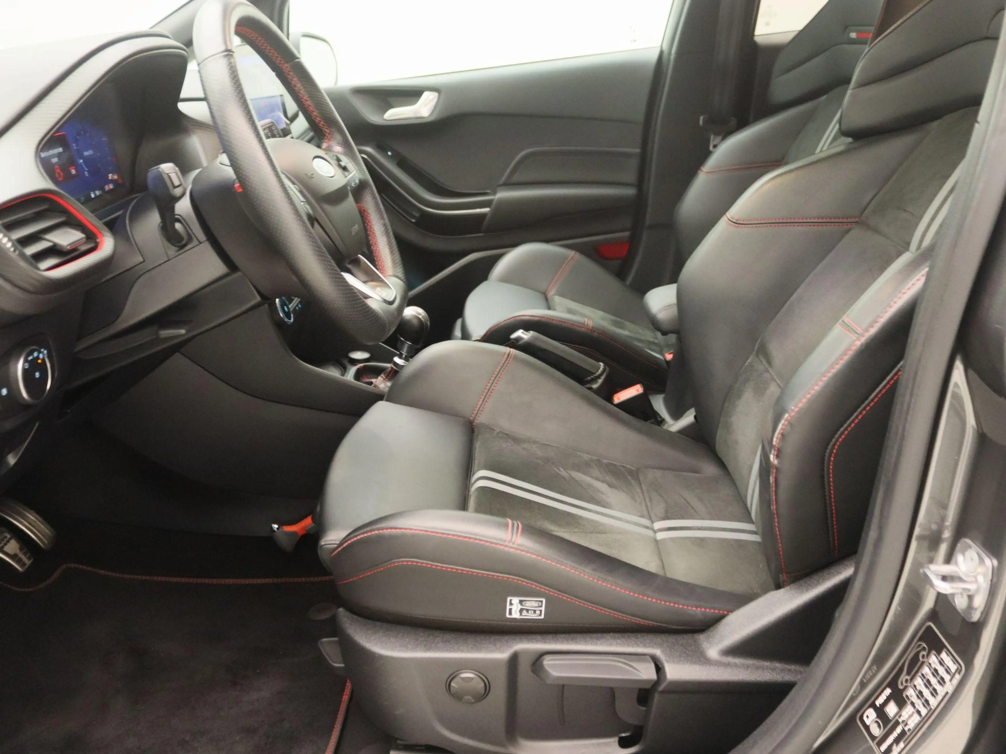 Ford Fiesta 1.5 Ecoboost ST-X | Multimedia pack | Winter-pack — photo 12