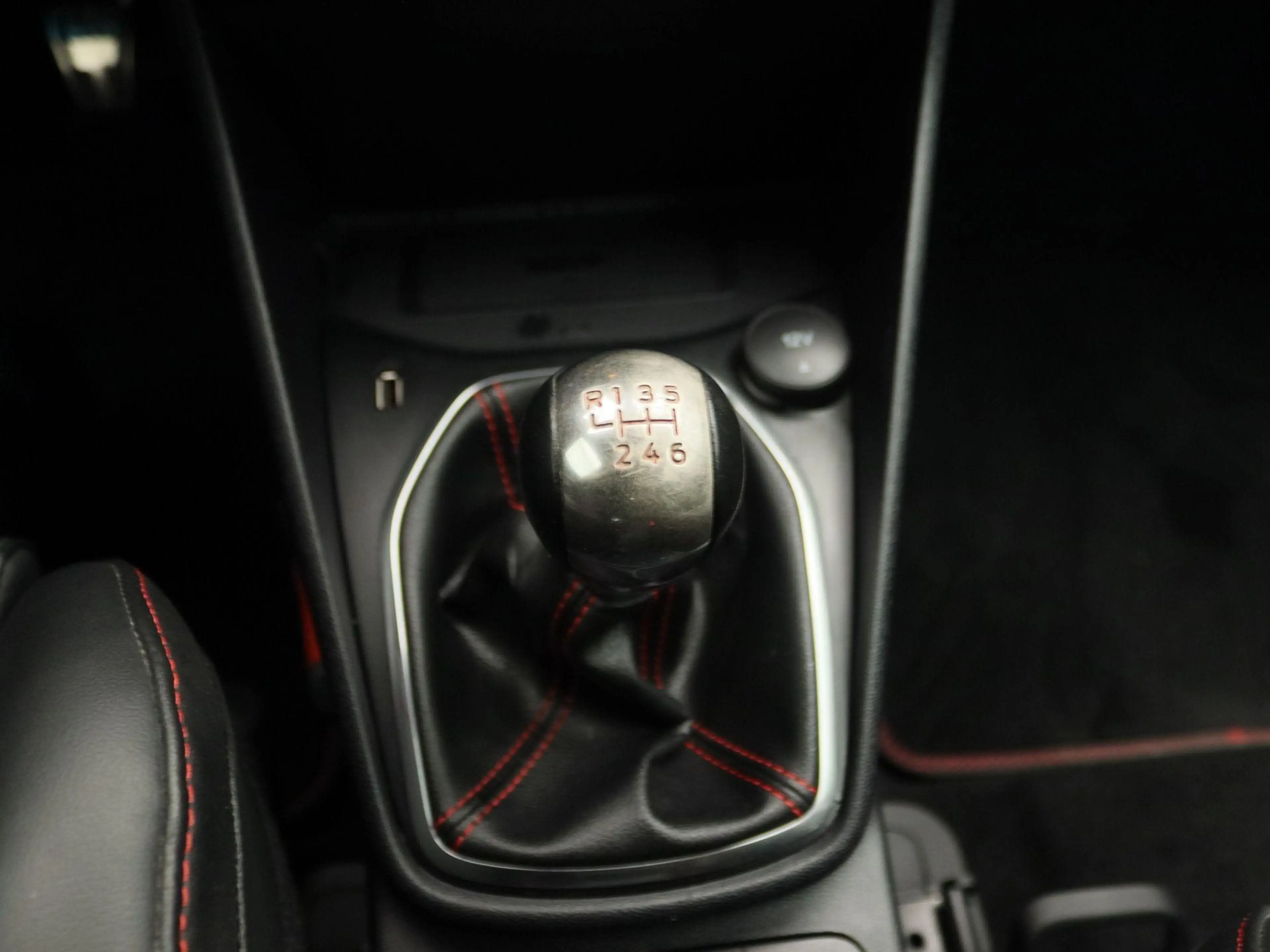 Ford Fiesta 1.5 Ecoboost ST-X | Multimedia pack | Winter-pack — photo 11