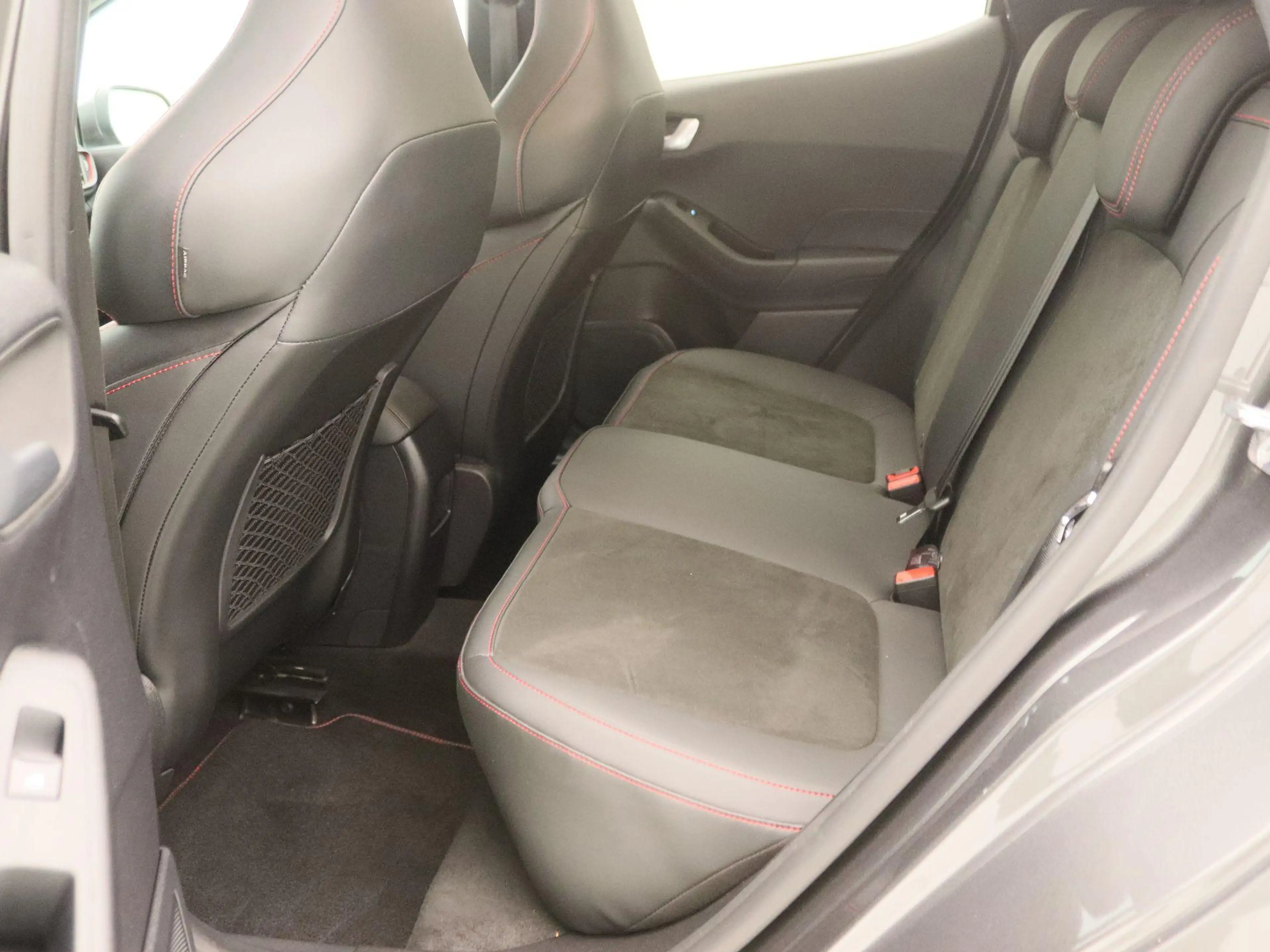 Ford Fiesta 1.5 Ecoboost ST-X | Multimedia pack | Winter-pack — photo 13