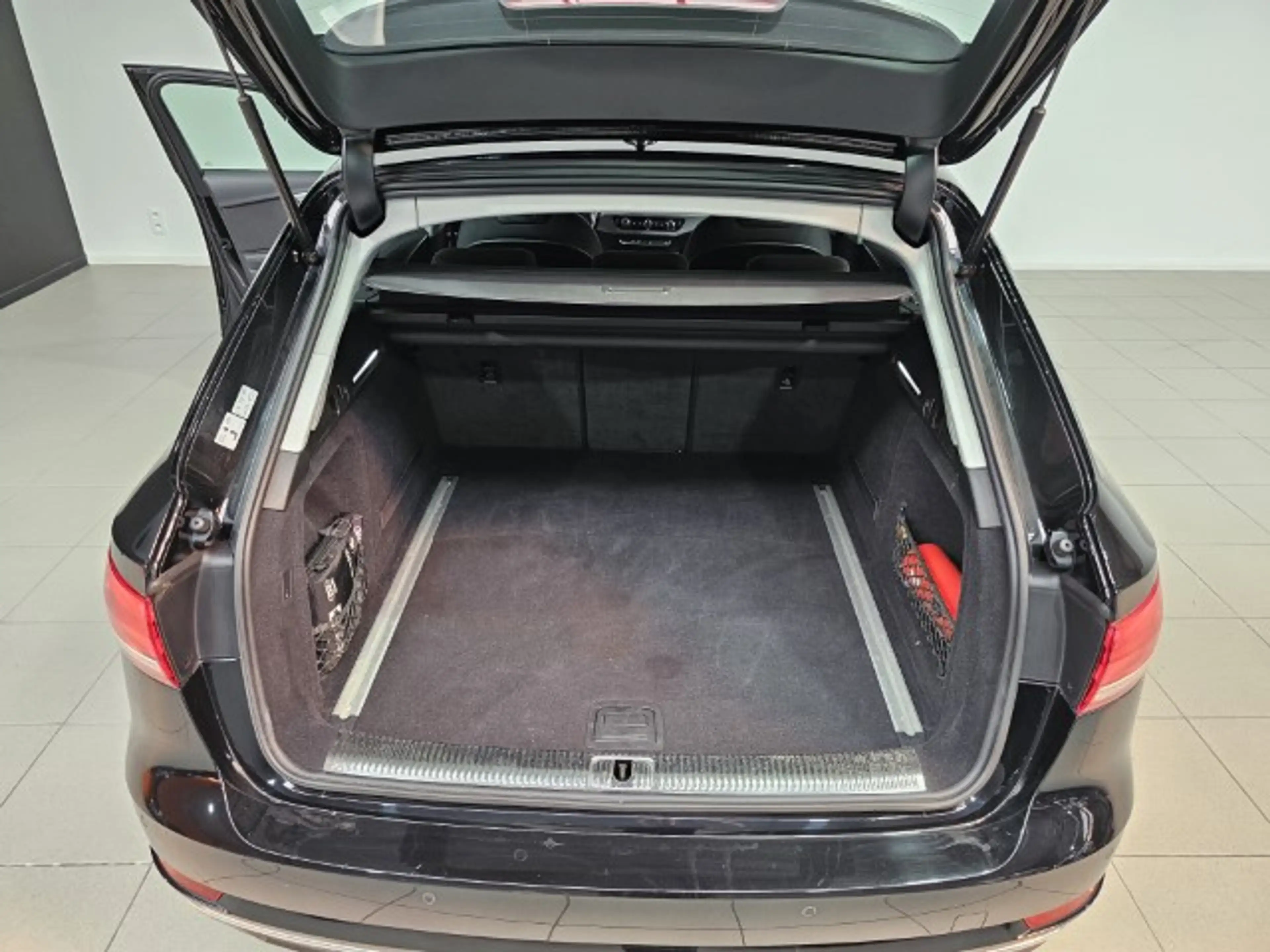 Audi A4 A4 Avant 2.0 TDi Sport S tronic — photo 15