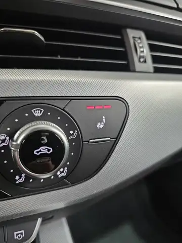 Audi A4 view 20