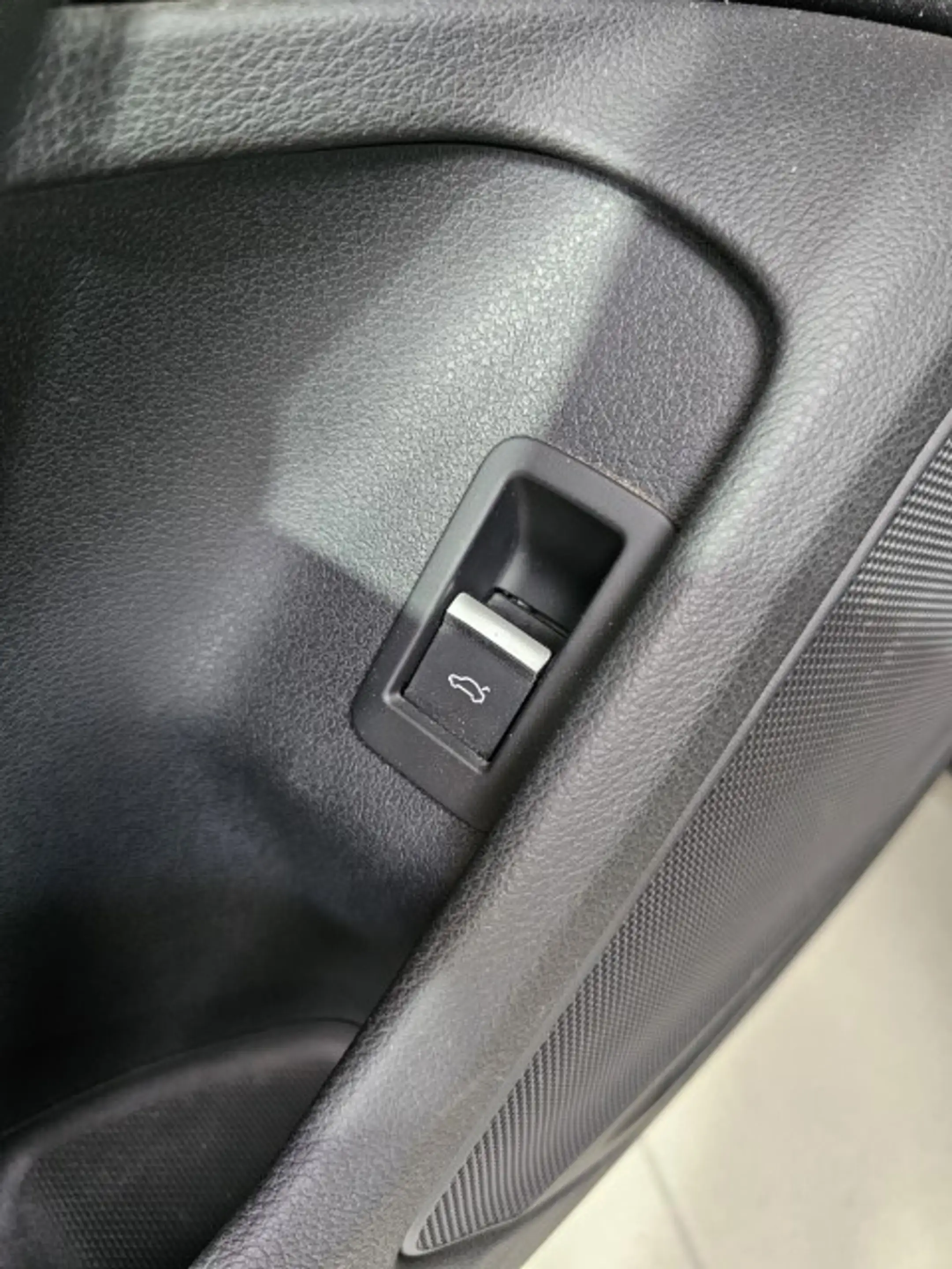 Audi A4 A4 Avant 2.0 TDi Sport S tronic — photo 14