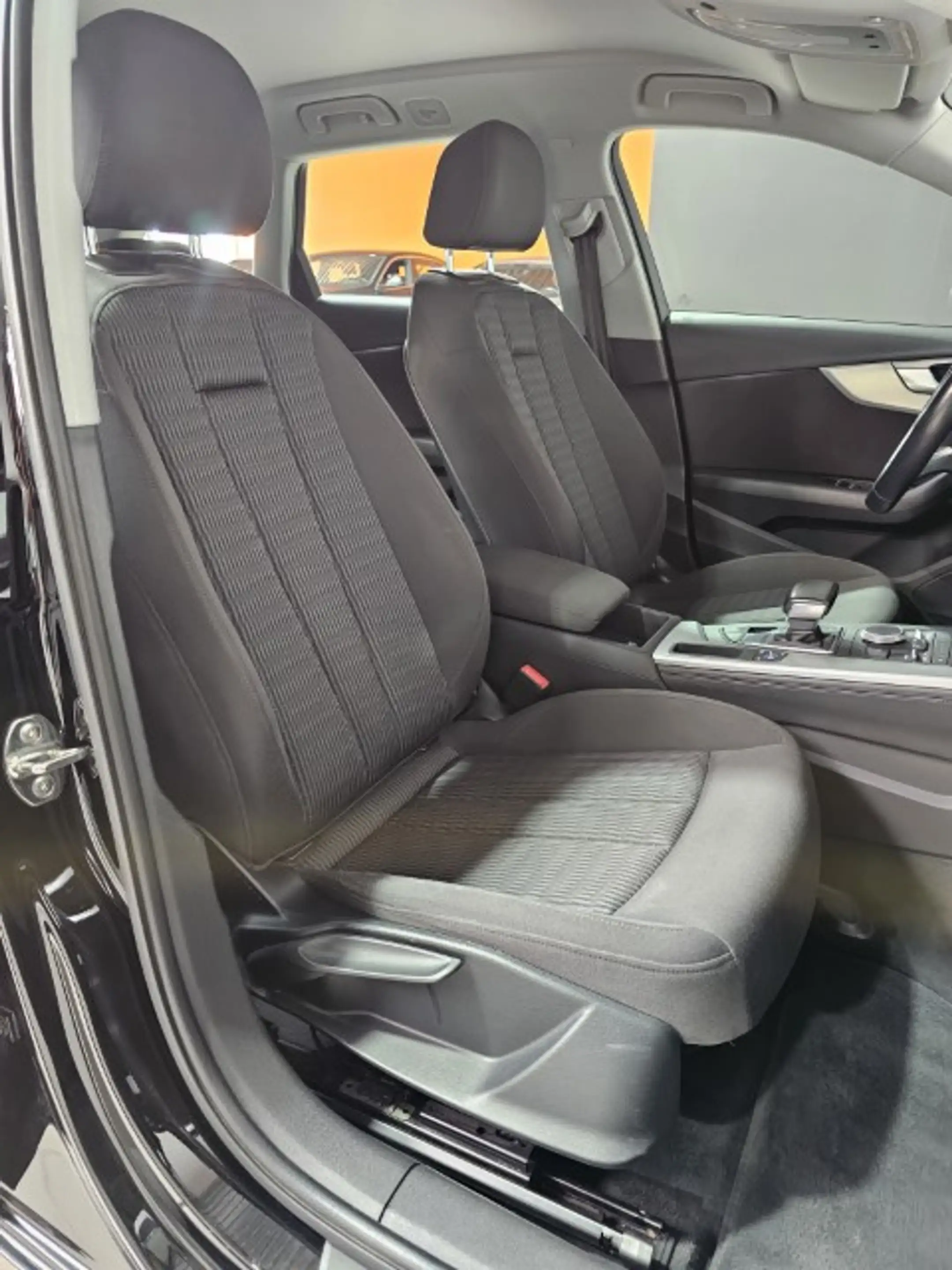 Audi A4 A4 Avant 2.0 TDi Sport S tronic — photo 11