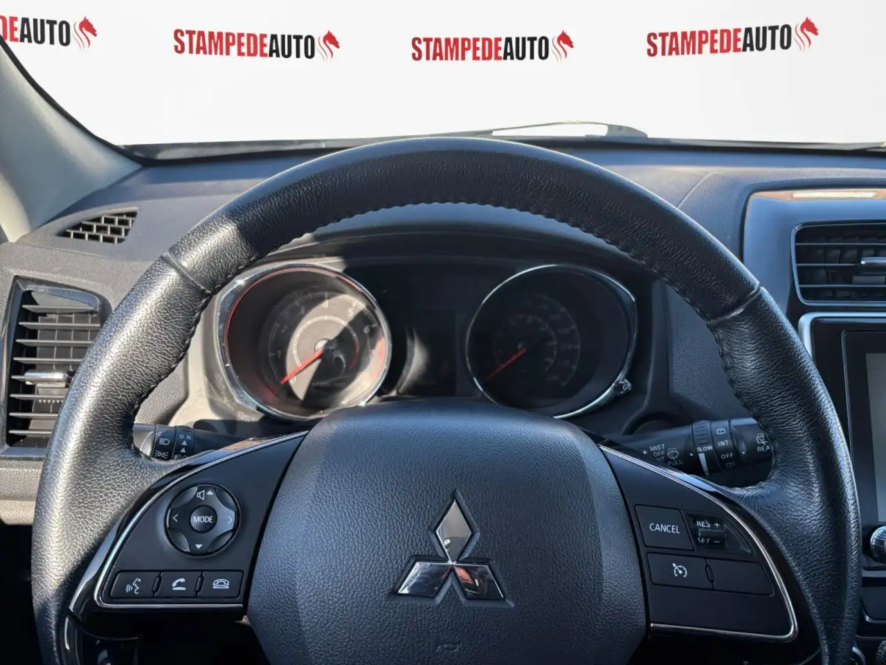Mitsubishi RVR снимка Mitsubishi RVR