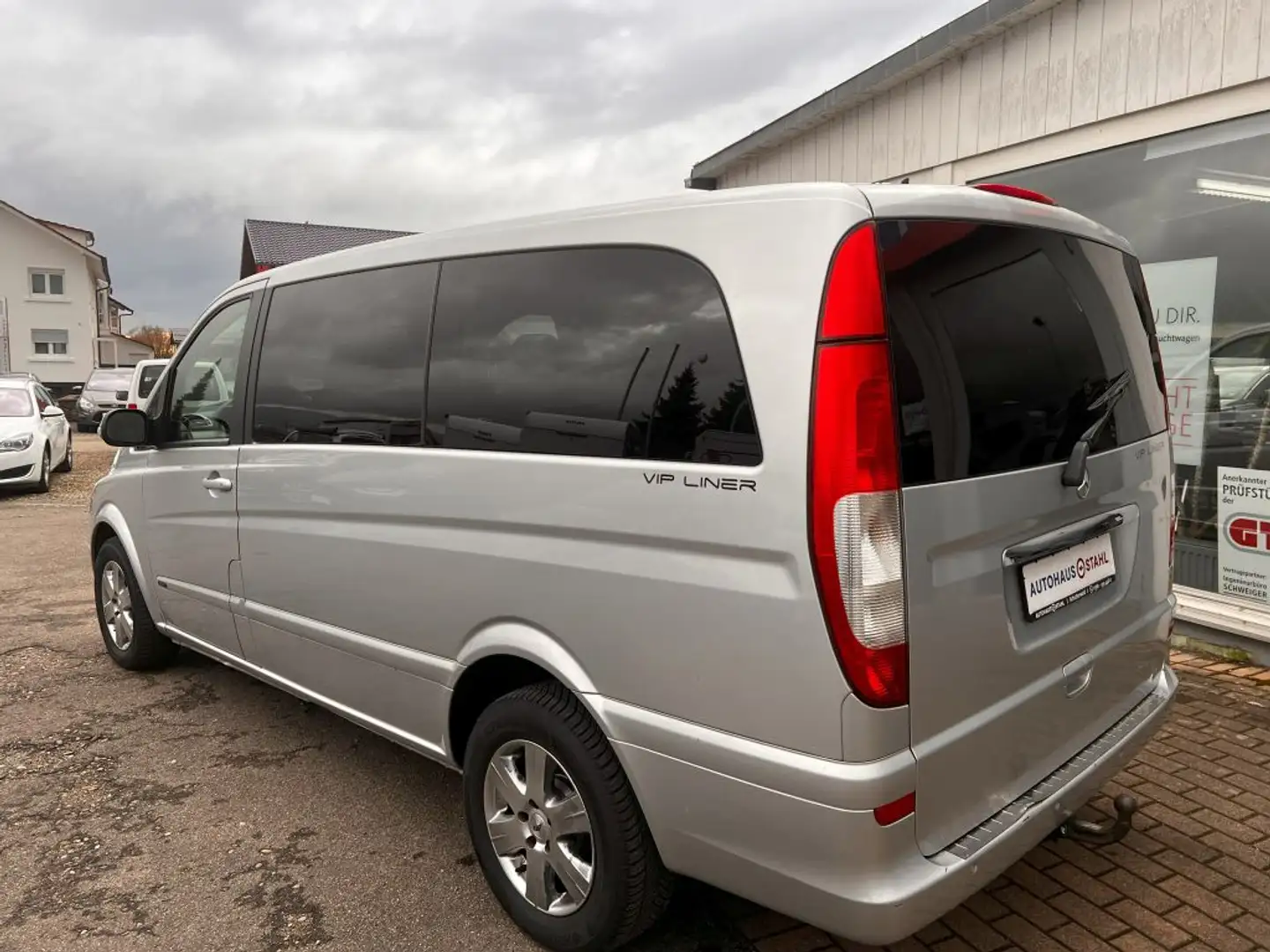 Mercedes-Benz Viano 2.2 CDI lang Automatik Trend DPF Silber - 2