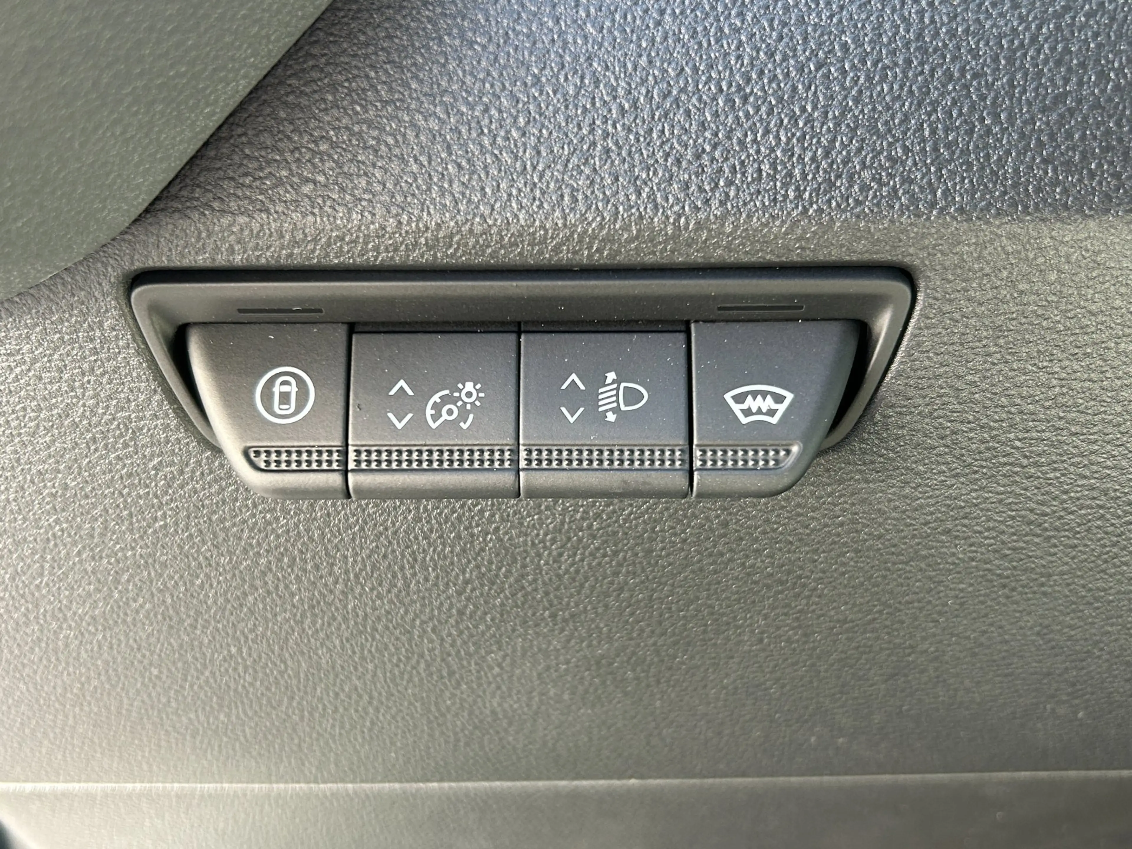 Renault Master E-TECH T35 L2H2 Long range Extra 87kWh|AC11kW|DC13 — photo 8