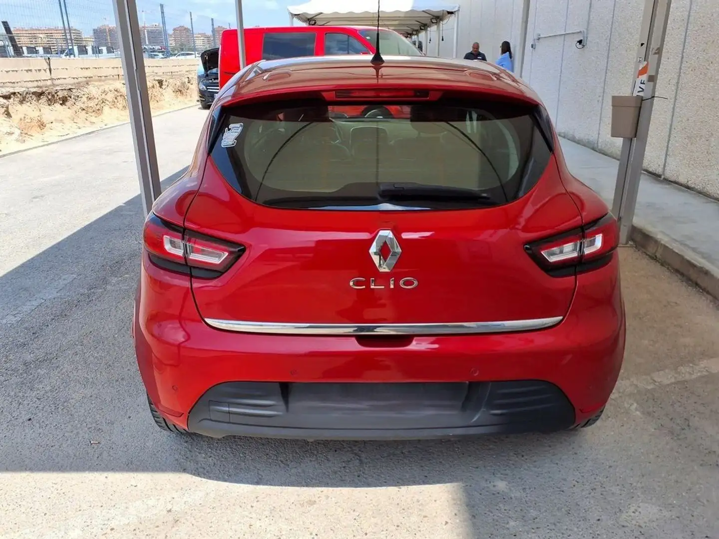 Renault Clio Clio Sport Tourer TCe Energy Zen 66kW Zen Rojo - 2