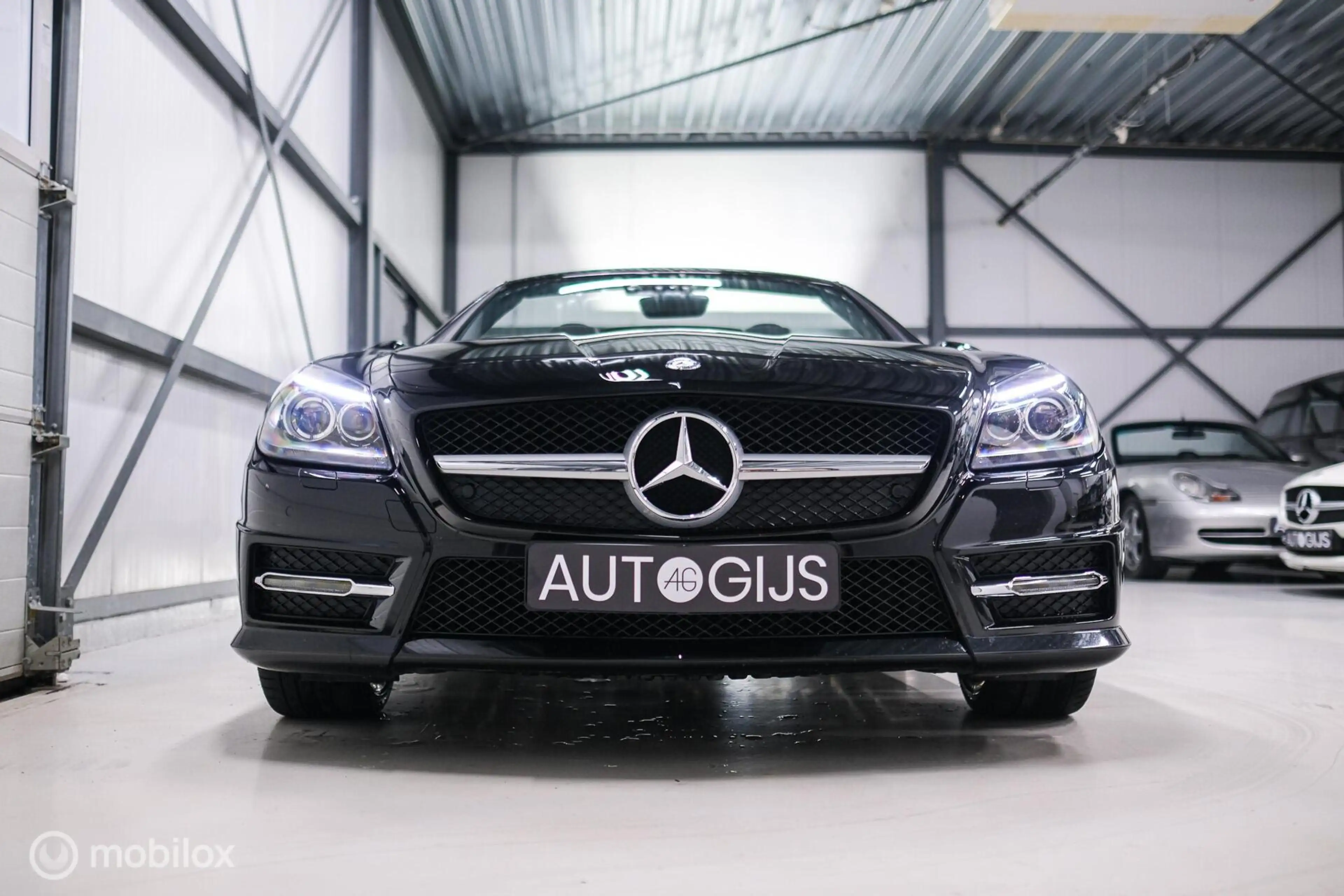 Mercedes-Benz SLK 350 AMG Line 306 PK | Panorama | Airscarf | Sportonder — photo 18