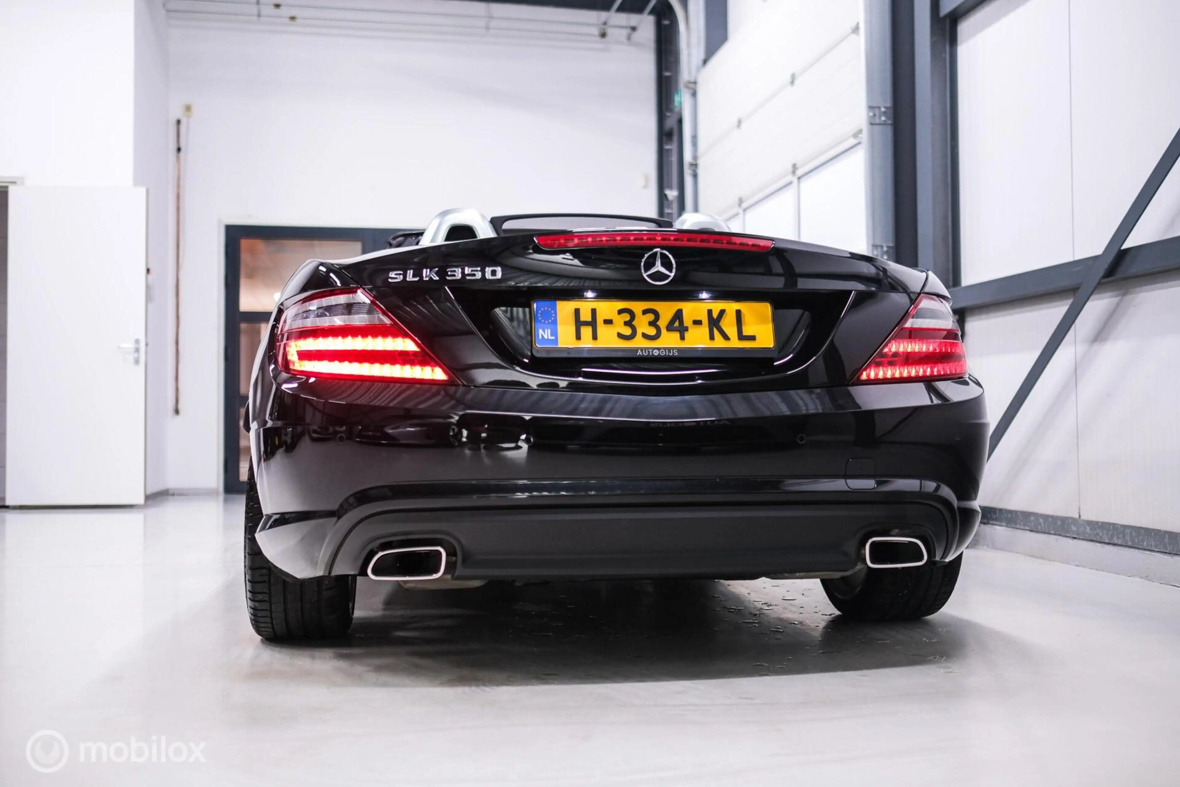 Mercedes-Benz SLK 350 AMG Line 306 PK | Panorama | Airscarf | Sportonder — photo 9