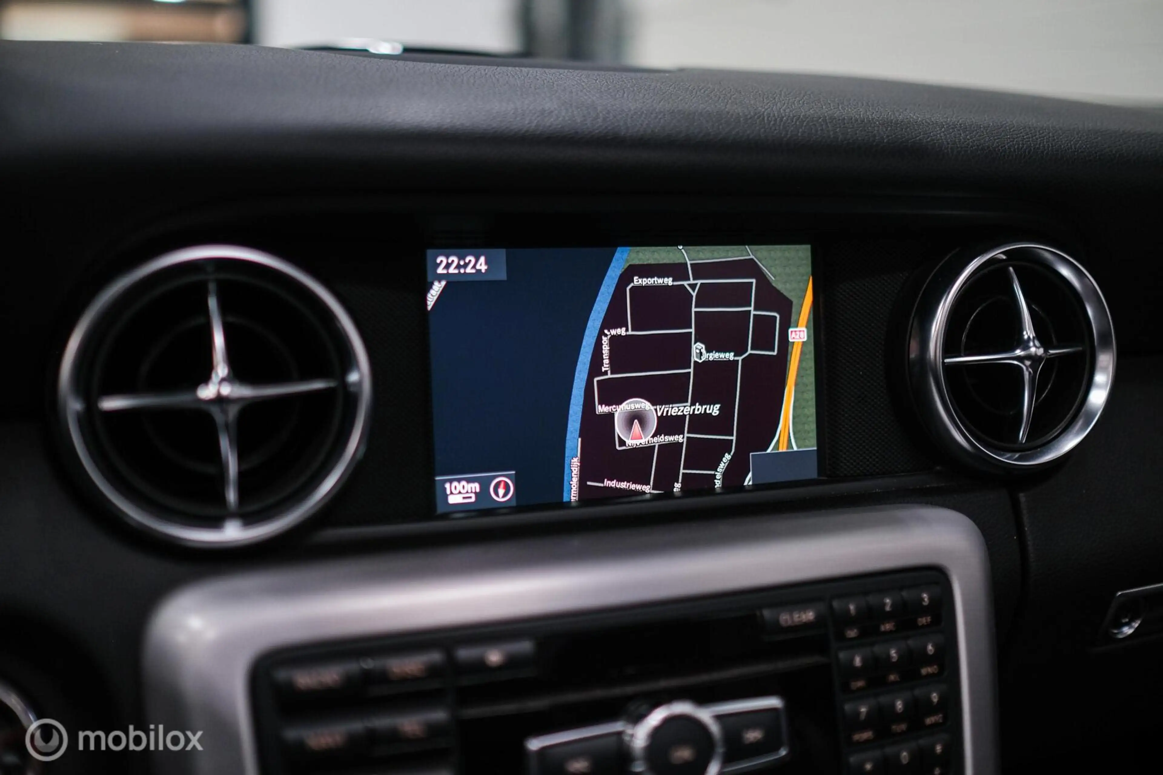 Mercedes-Benz SLK 350 AMG Line 306 PK | Panorama | Airscarf | Sportonder — photo 30