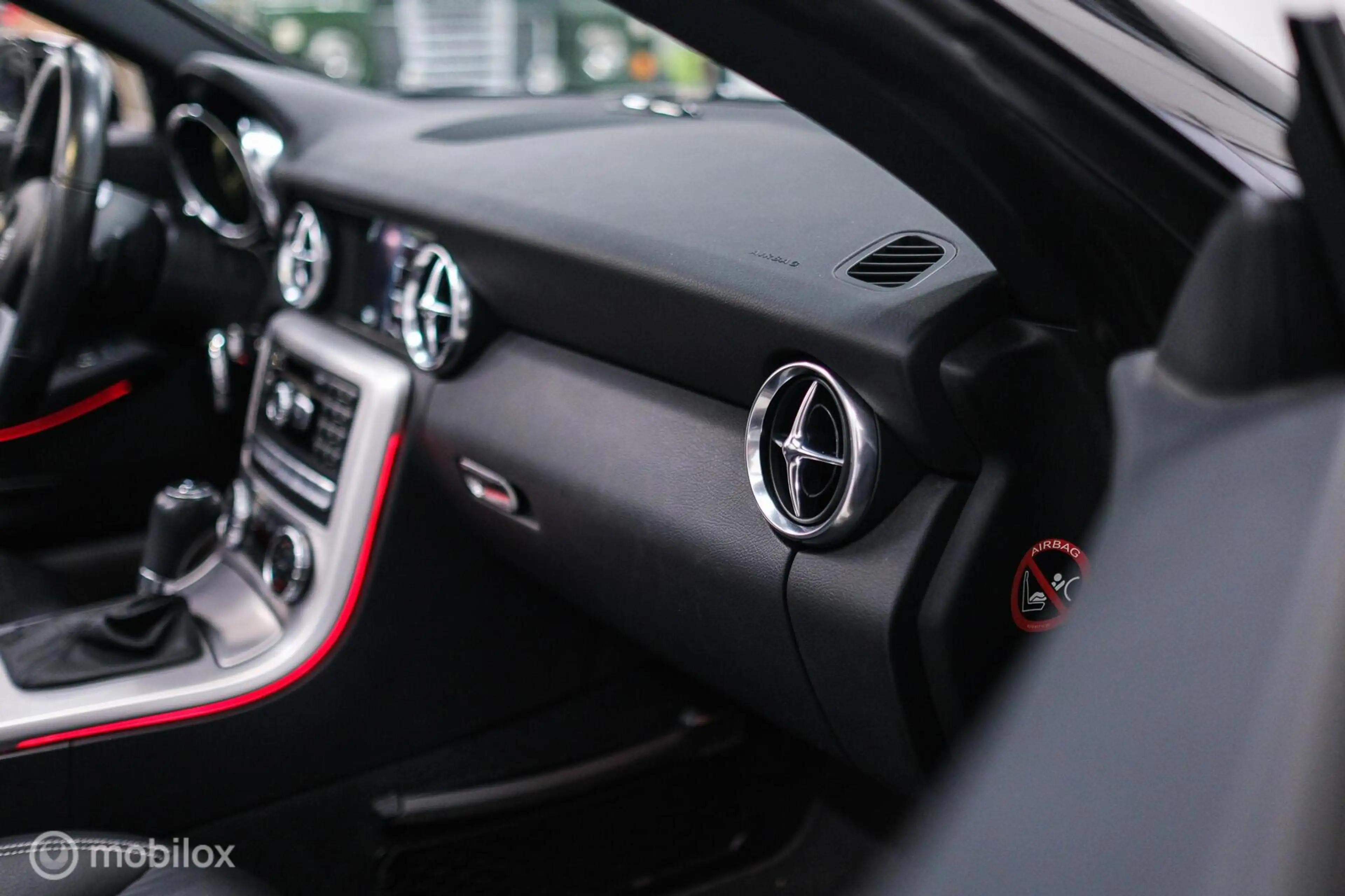 Mercedes-Benz SLK 350 AMG Line 306 PK | Panorama | Airscarf | Sportonder — photo 6