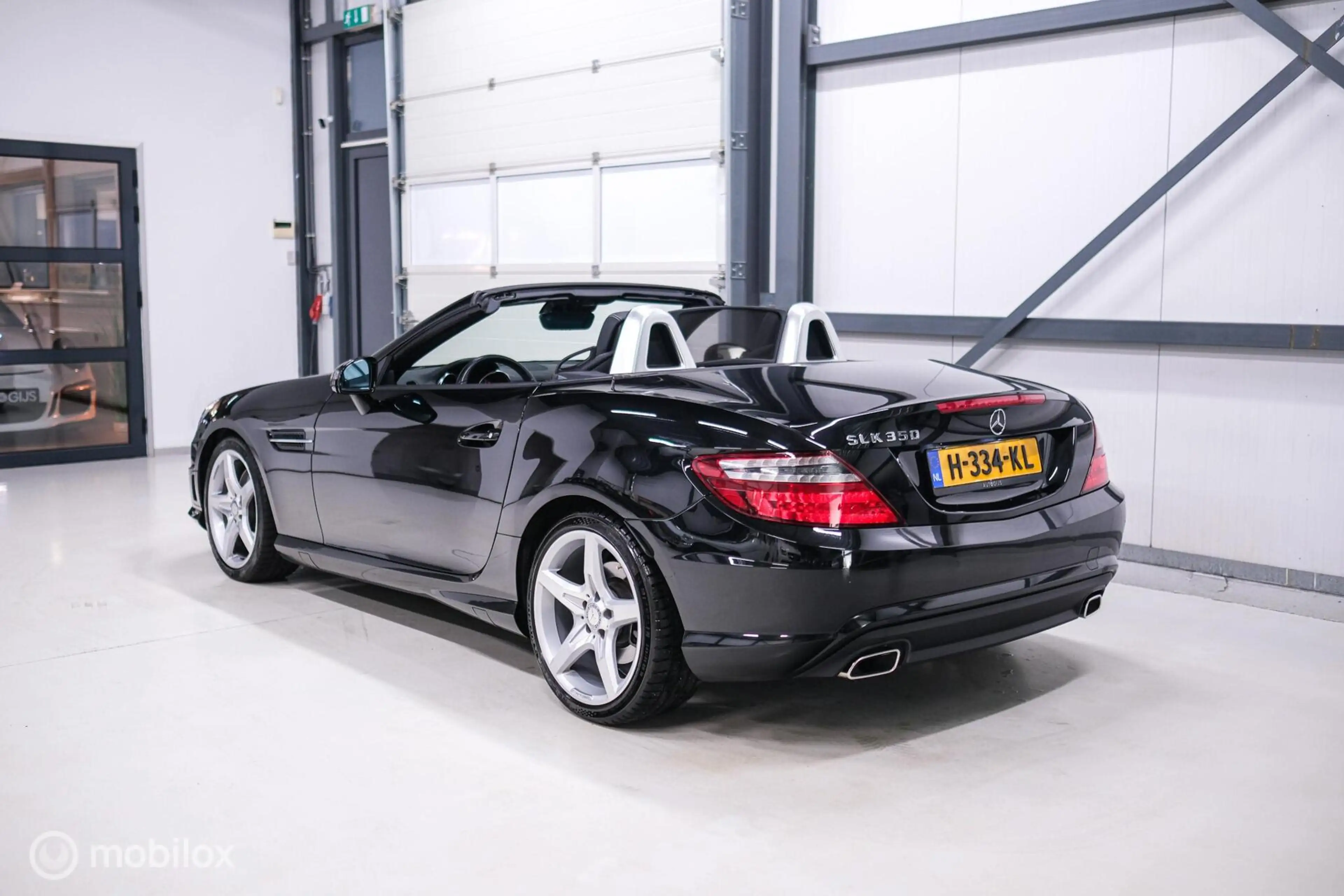 Mercedes-Benz SLK 350 AMG Line 306 PK | Panorama | Airscarf | Sportonder — photo 40