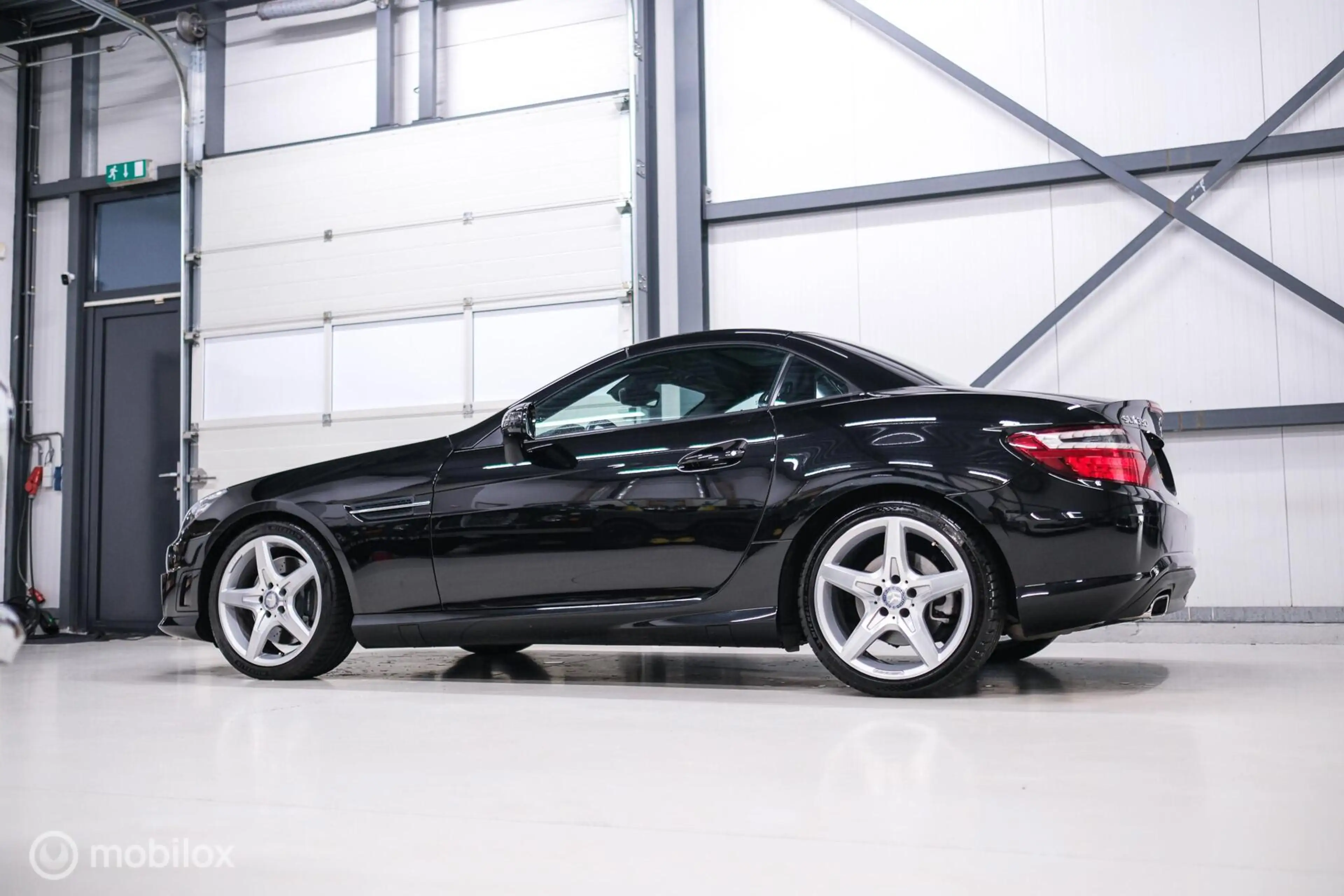 Mercedes-Benz SLK 350 AMG Line 306 PK | Panorama | Airscarf | Sportonder — photo 5
