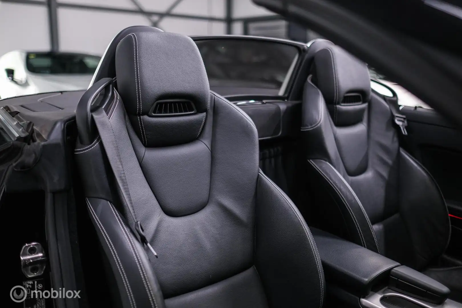 Mercedes-Benz SLK 350 AMG Line 306 PK | Panorama | Airscarf | Sportonder Schwarz - 2