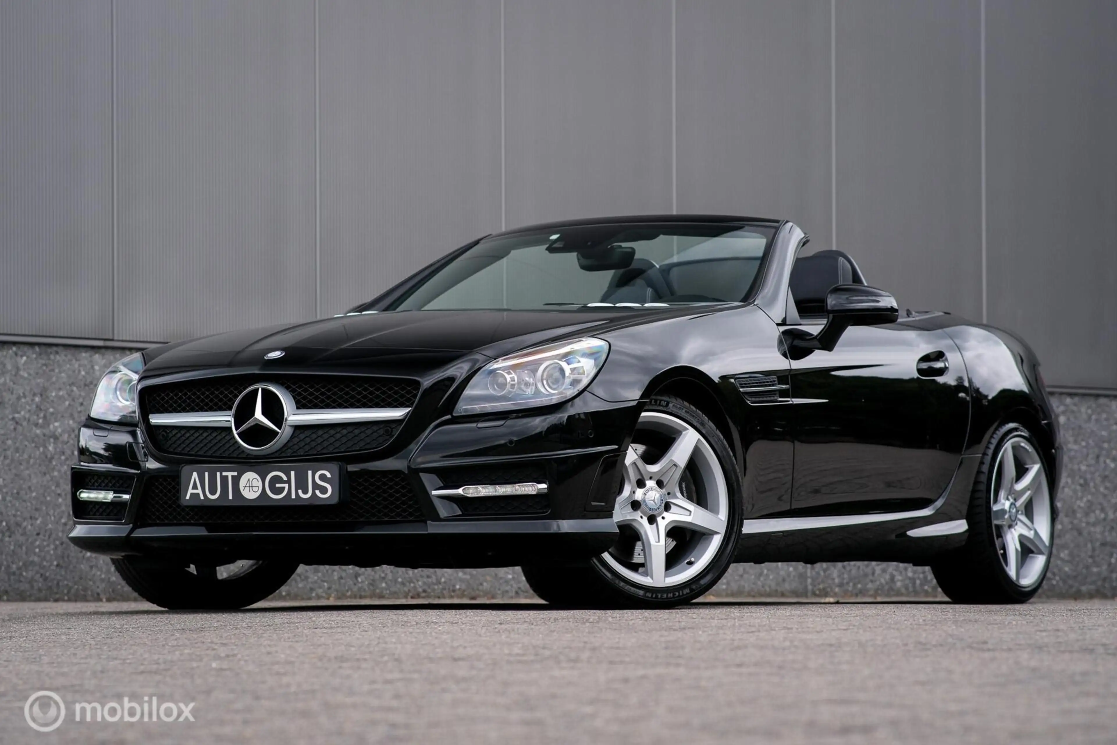 Mercedes-Benz SLK 350 AMG Line 306 PK | Panorama | Airscarf | Sportonder