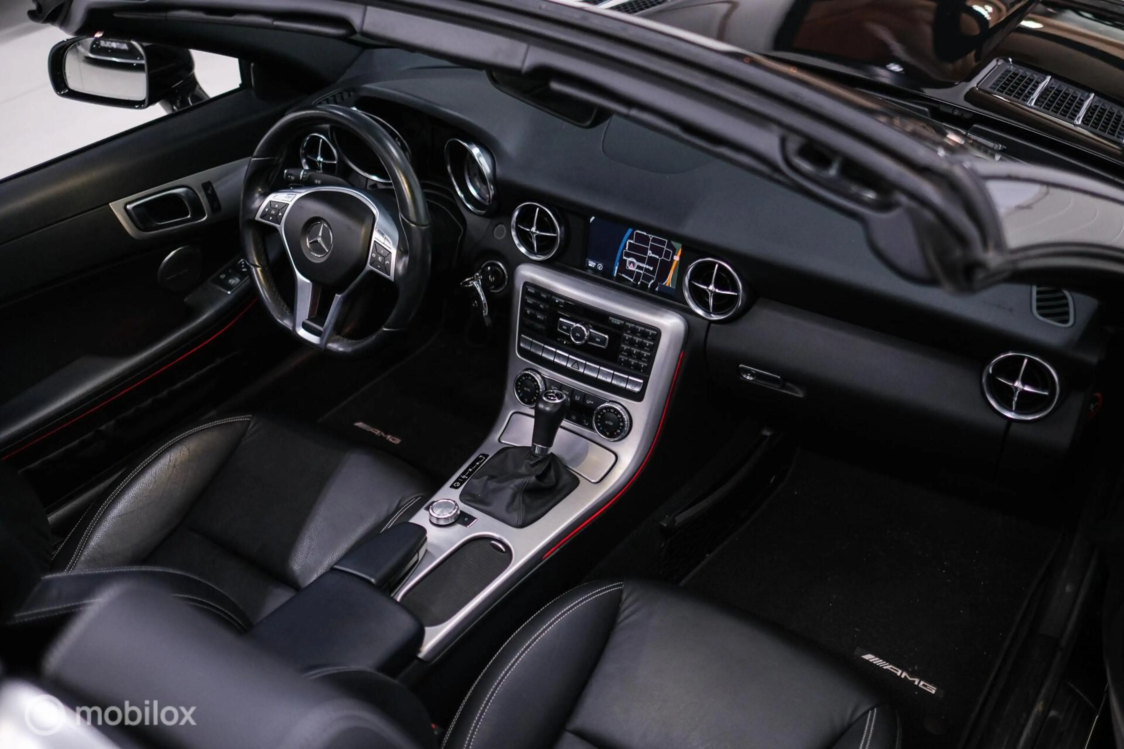 Mercedes-Benz SLK 350 AMG Line 306 PK | Panorama | Airscarf | Sportonder — photo 13