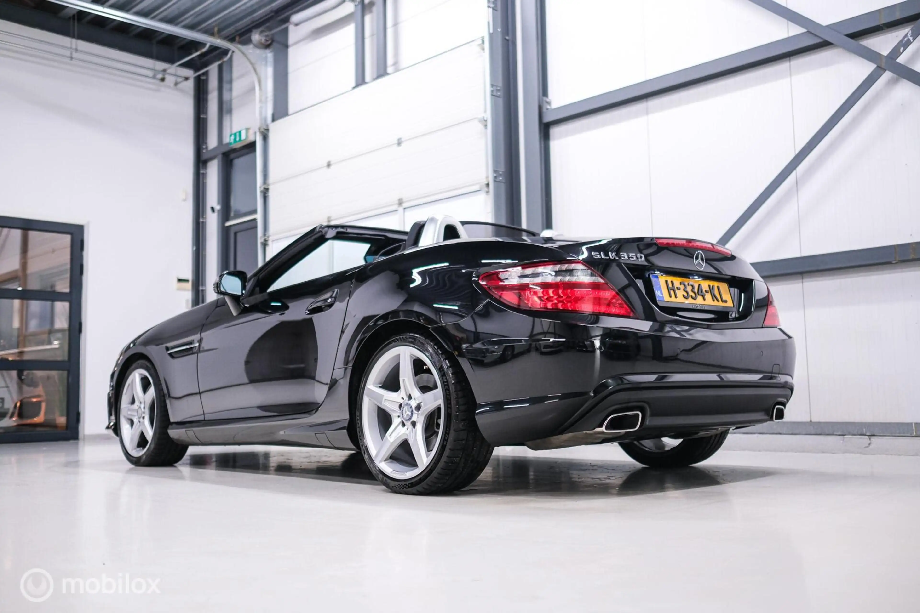 Mercedes-Benz SLK 350 AMG Line 306 PK | Panorama | Airscarf | Sportonder — photo 16