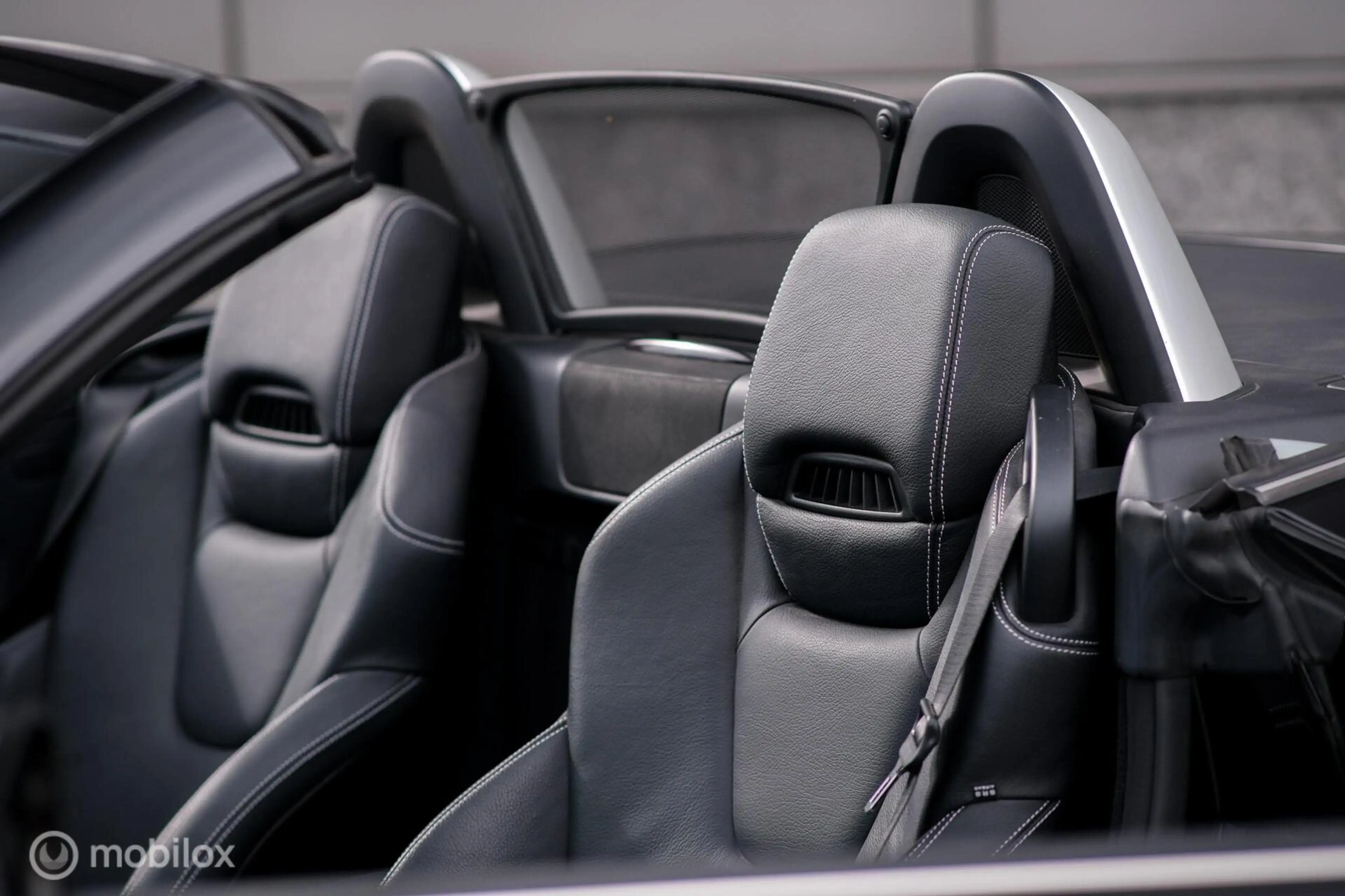 Mercedes-Benz SLK 350 AMG Line 306 PK | Panorama | Airscarf | Sportonder — photo 10