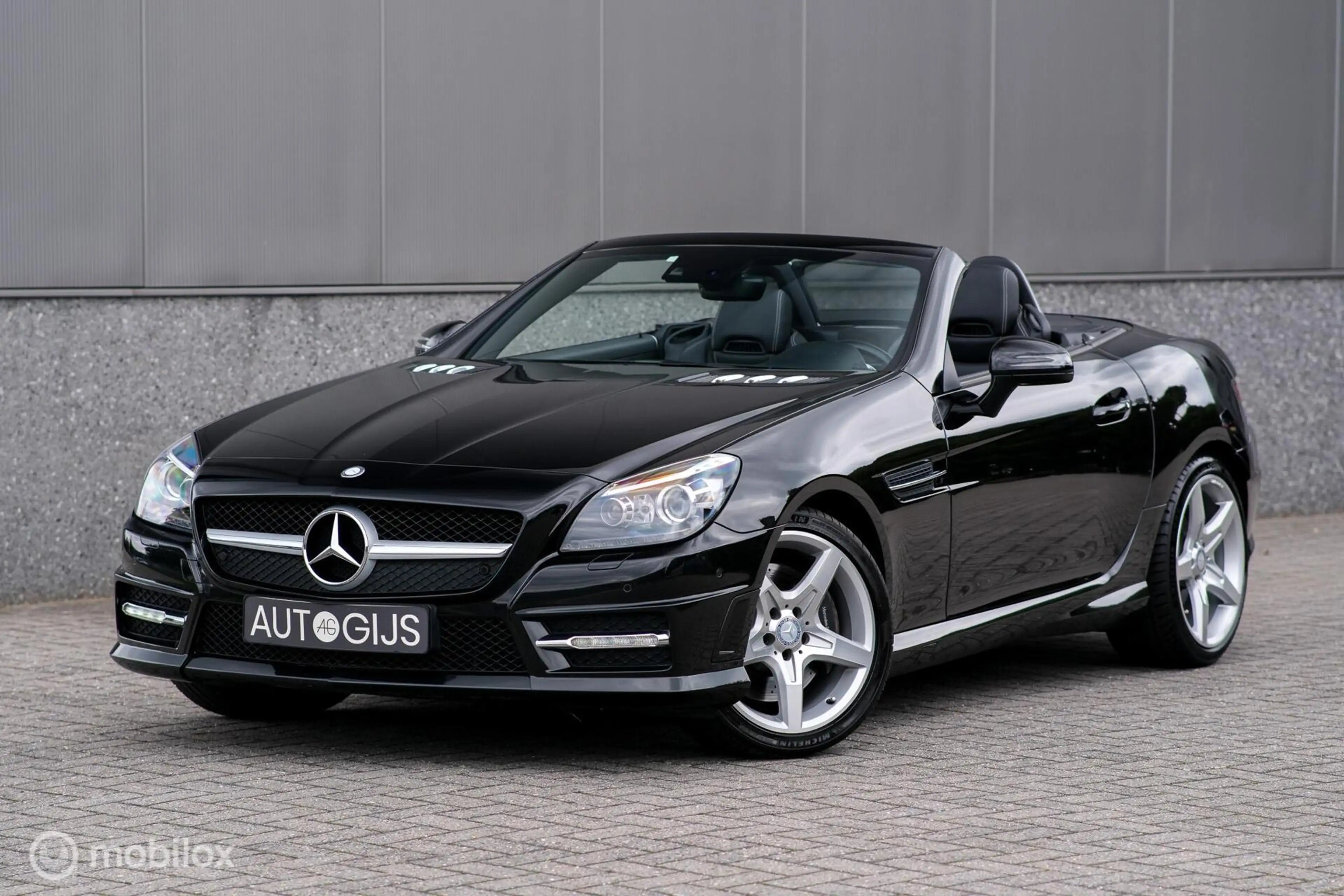 Mercedes-Benz SLK 350 AMG Line 306 PK | Panorama | Airscarf | Sportonder — photo 11
