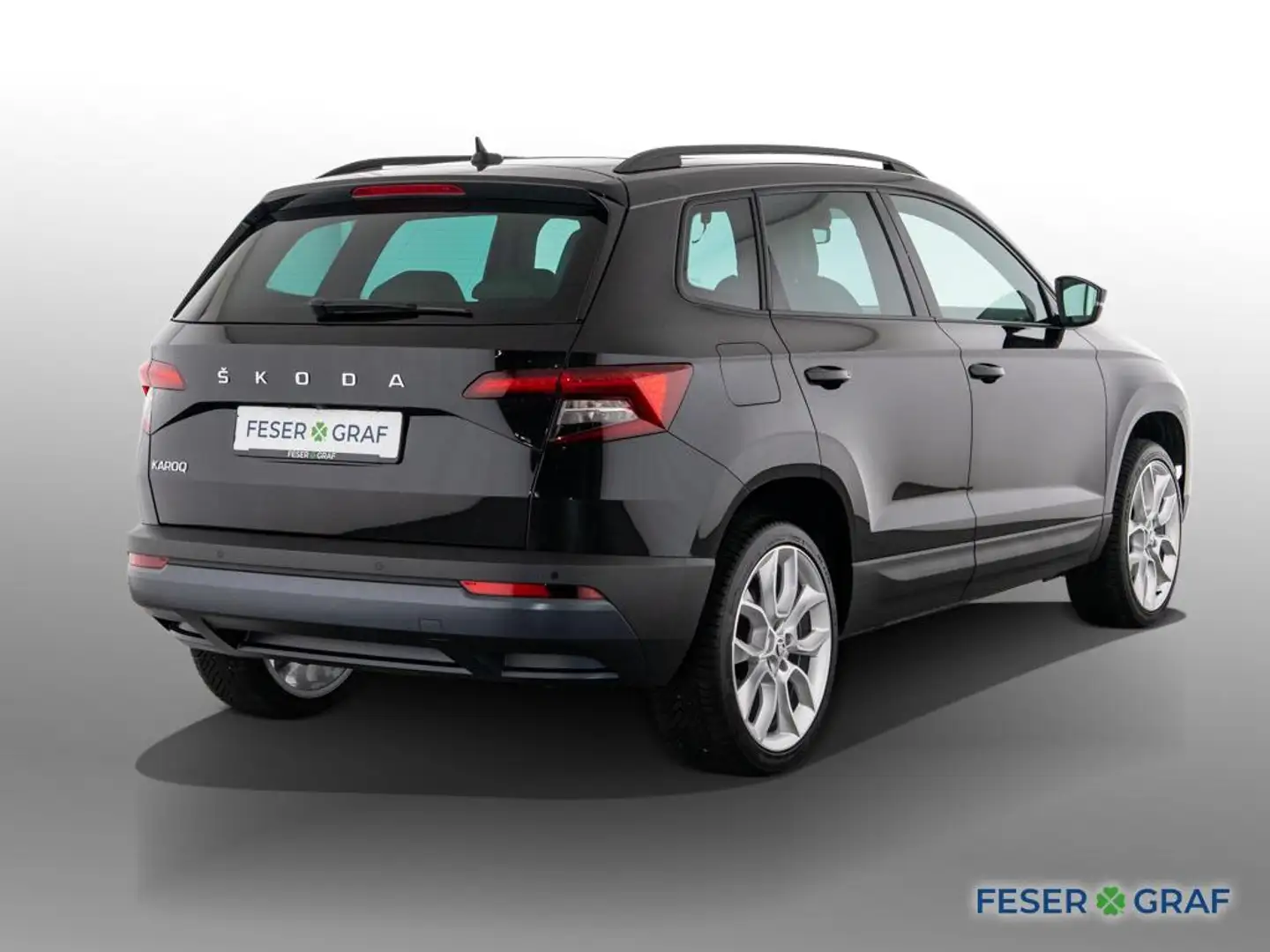 Skoda Karoq 1.5 TSI Style DSG Panorama / LED / DAB / PDC / Kam Negro - 2