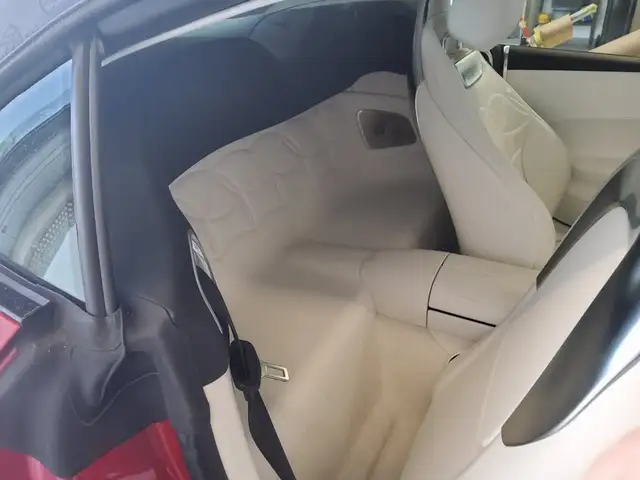 Mercedes-Benz SL view 9