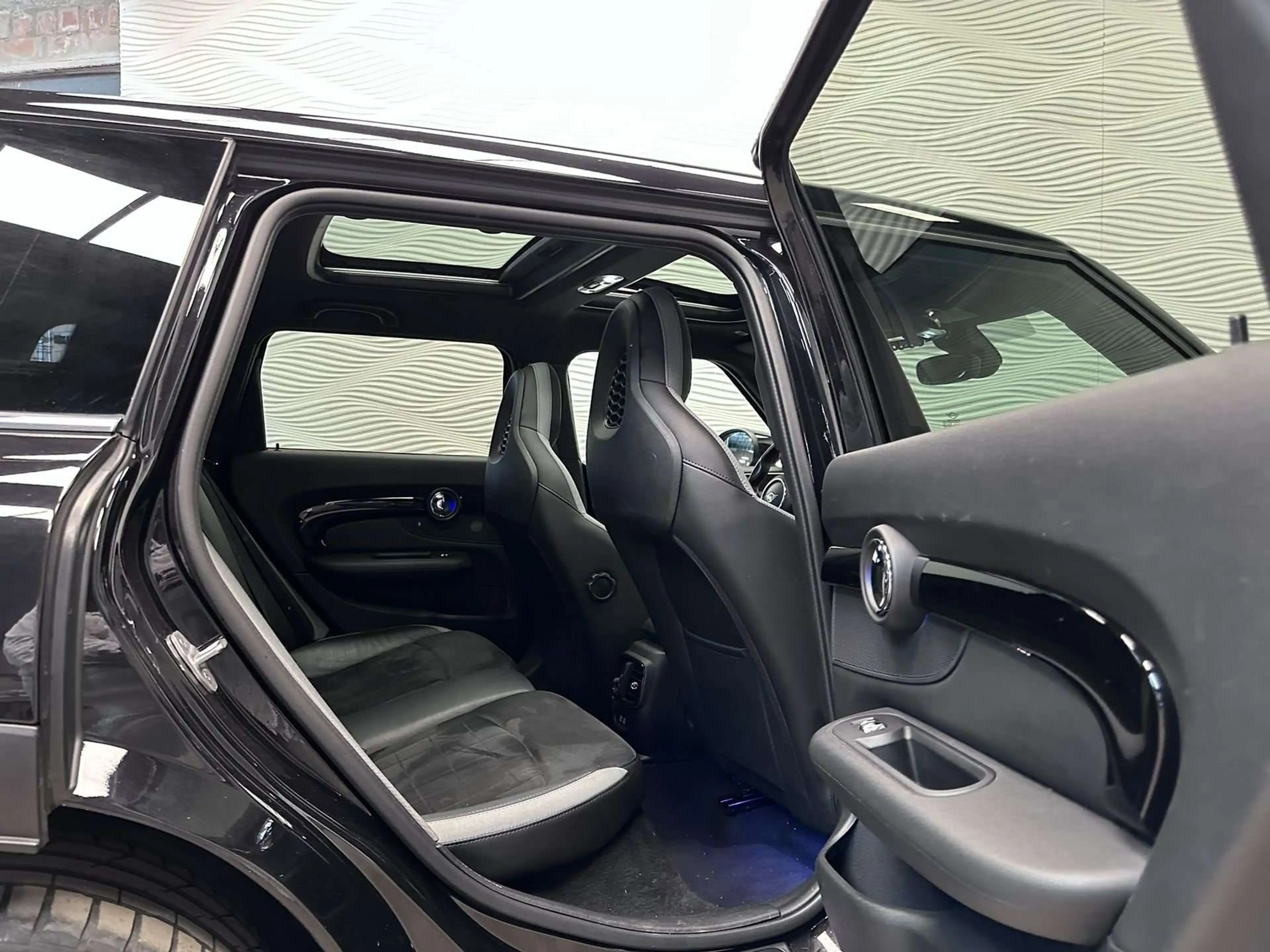 MINI John Cooper Works Clubman 2.0i*AUT*ALL4*PANO*CARPLAY*H/K*306 PK!!!* — photo 33