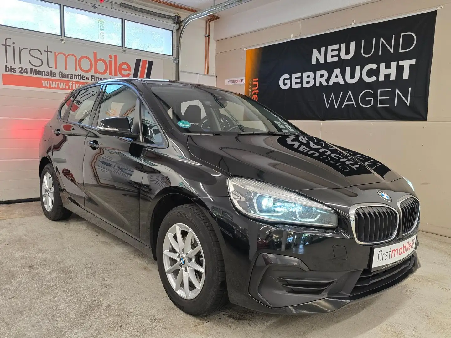BMW 216 2 Active Tourer 216 d Advantage*Navi*PANORAMA* Schwarz - 1