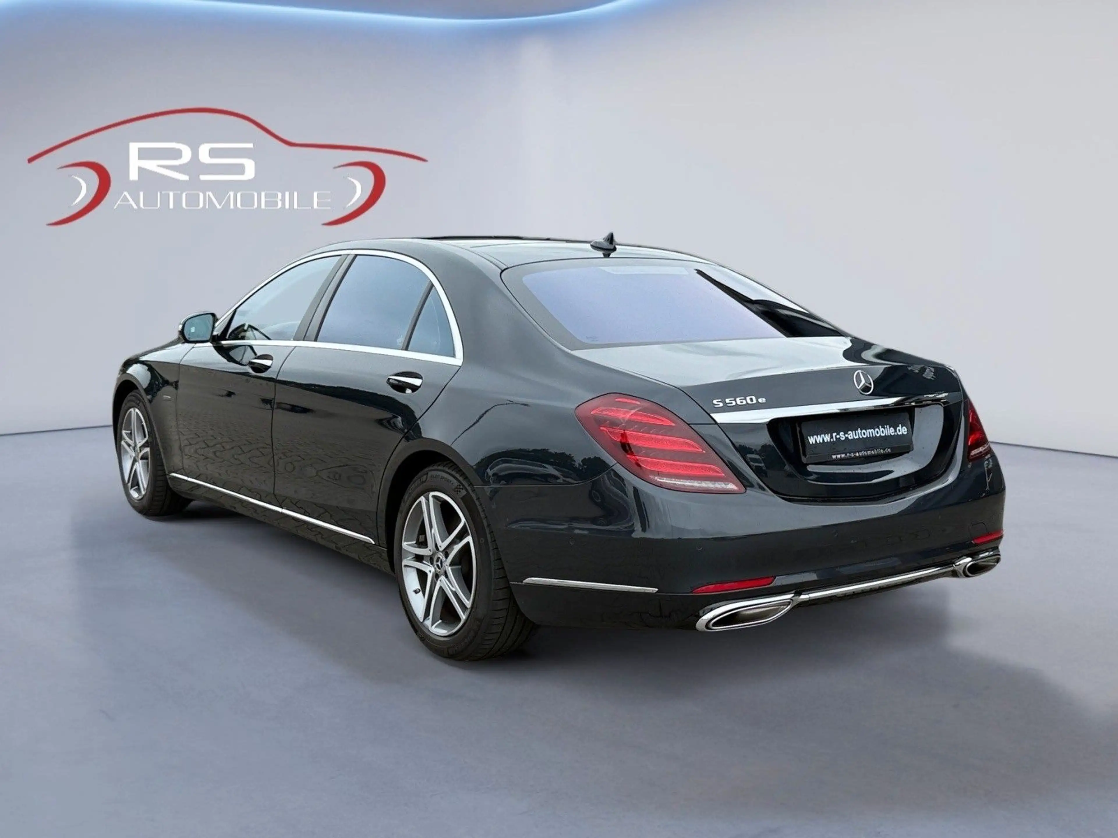 Mercedes-Benz S 560 e L — photo 3