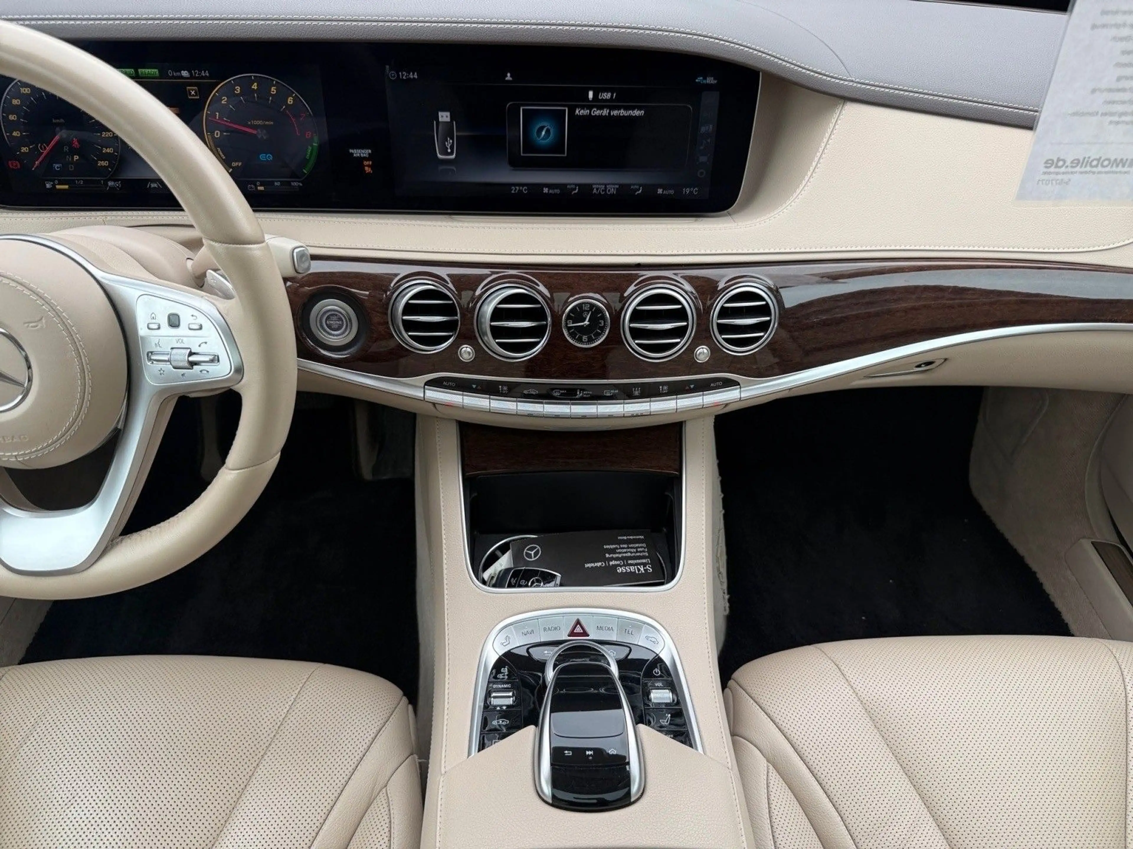 Mercedes-Benz S 560 e L — photo 11