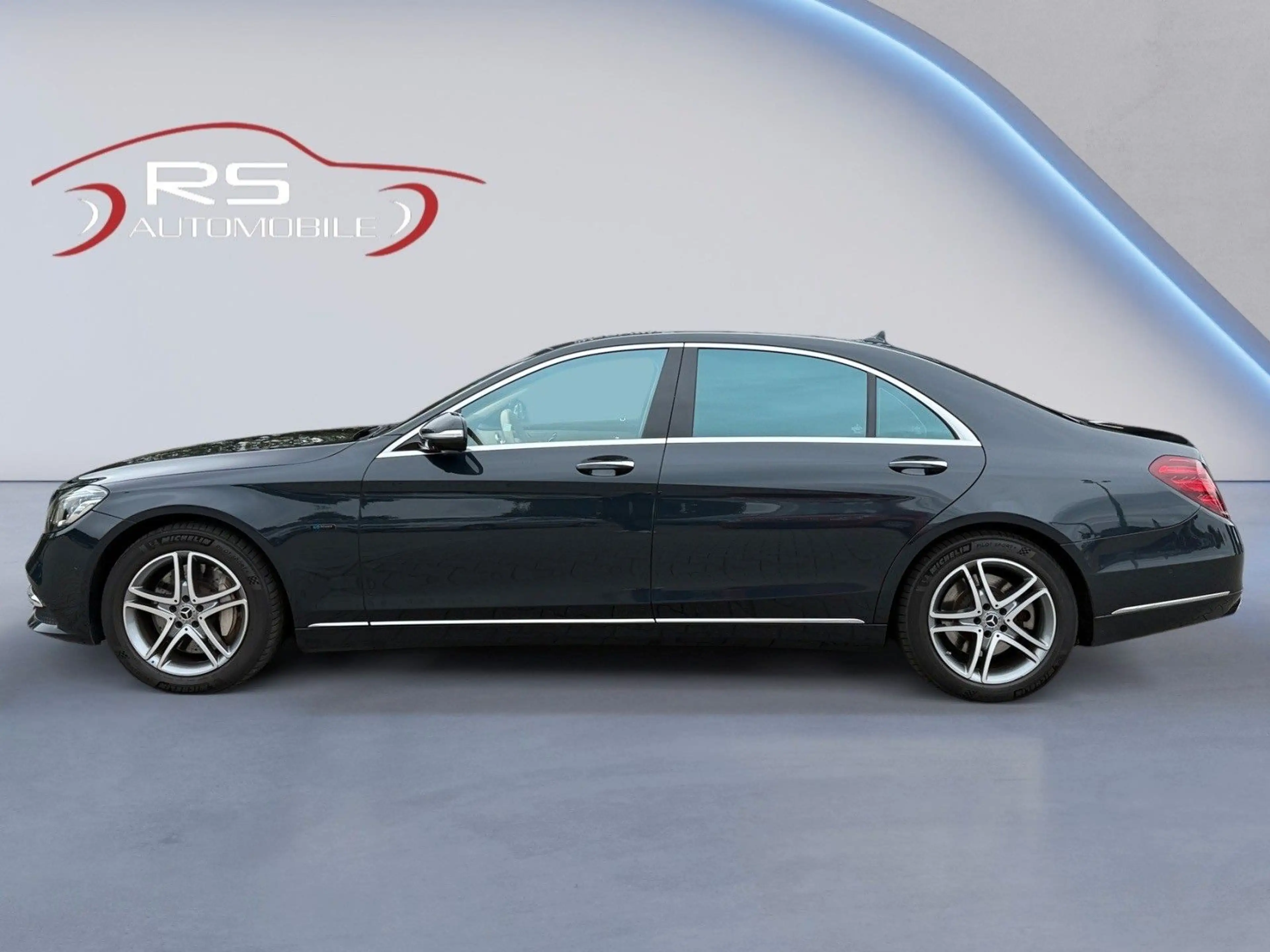 Mercedes-Benz S 560 e L — photo 2