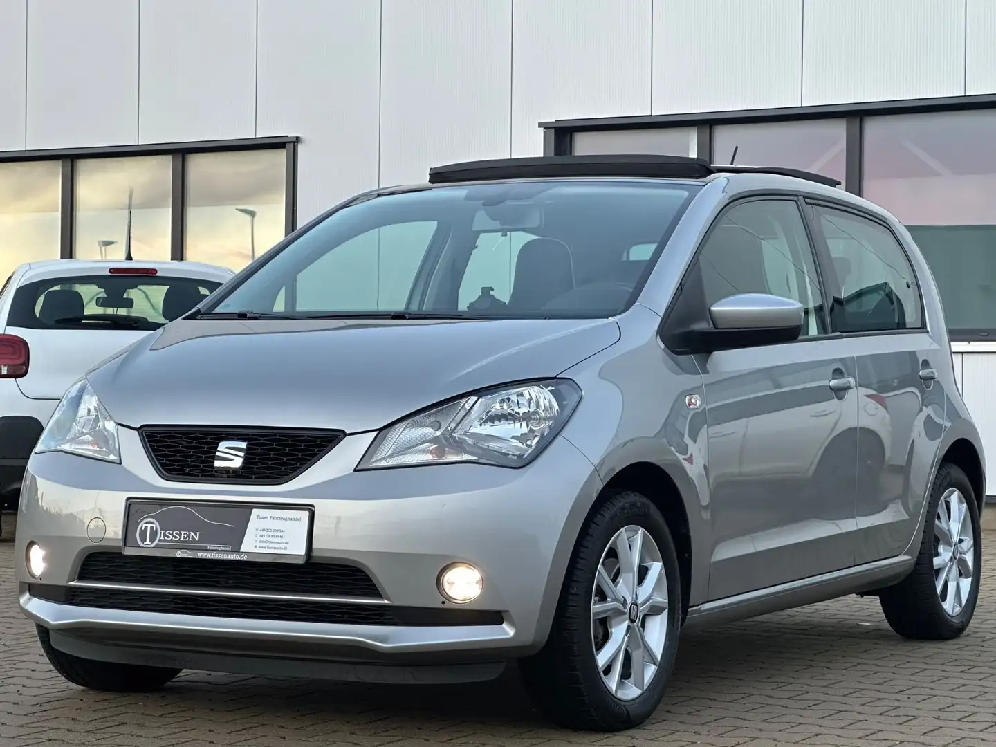 SEAT Mii Chic Autom. PDC SHZ Klimaaut 1Hd Pano Alcant Argento - 1