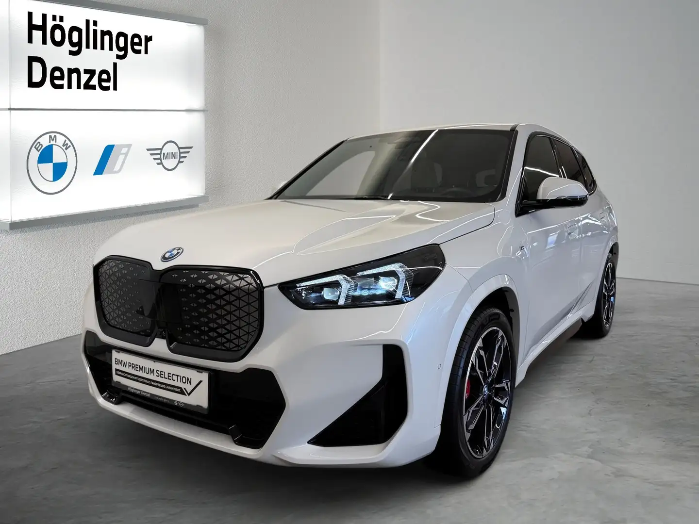 BMW iX1 xDrive30 Weiß - 1