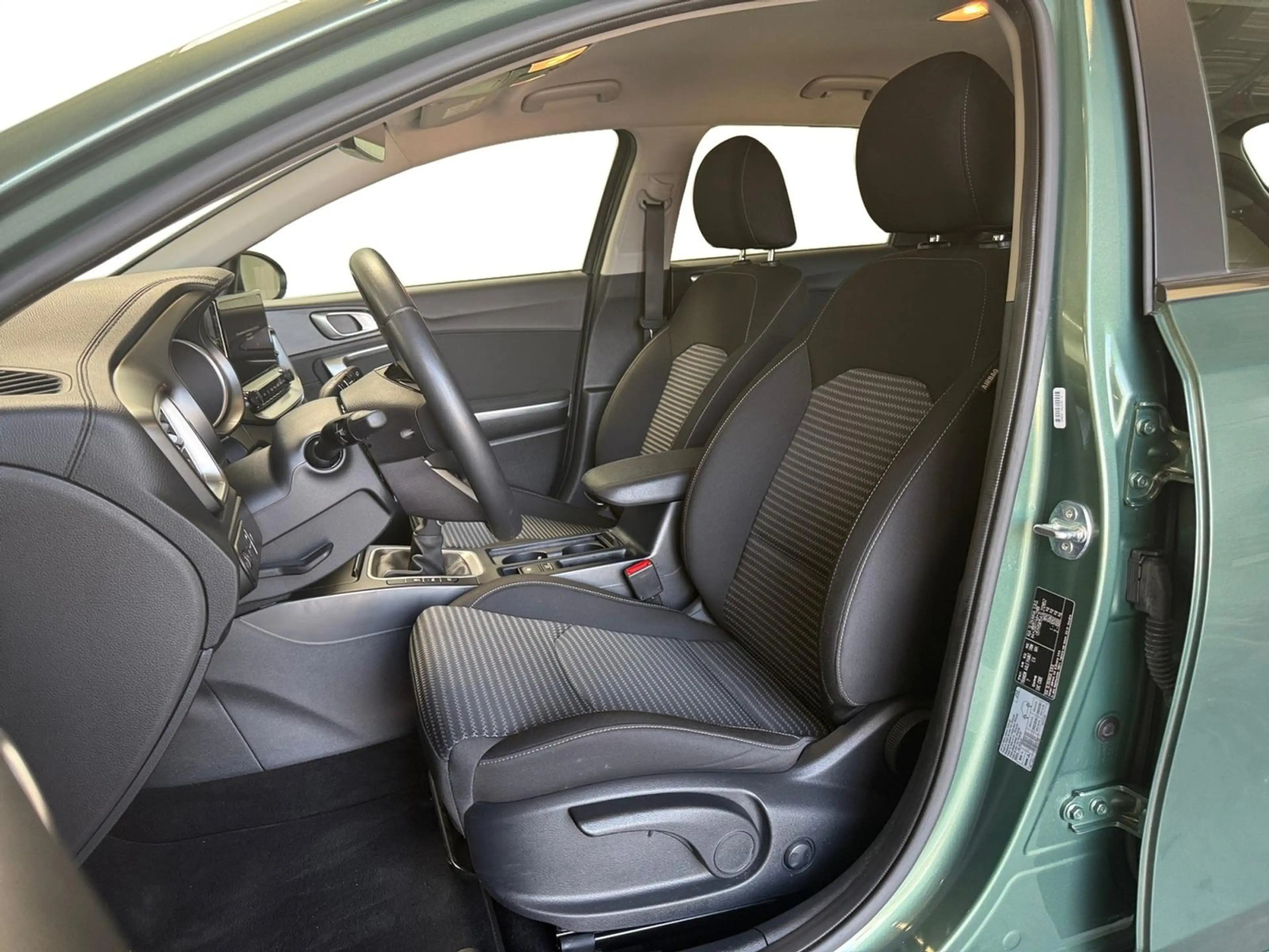 Kia Ceed SW / cee'd SW Sportswagon 1.5 T-GDi DynamicLine I Navi I Carplay — photo 11