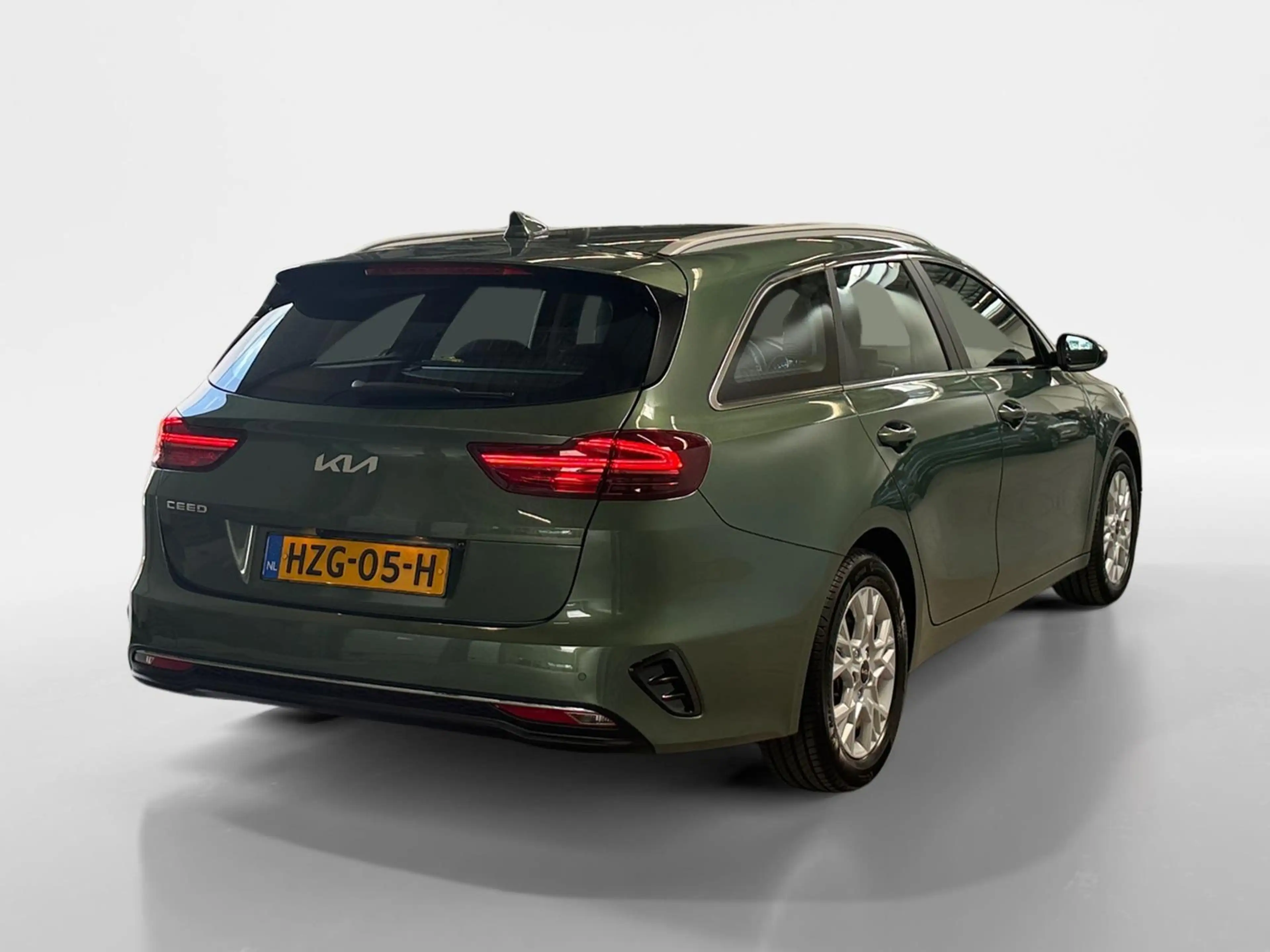 Kia Ceed SW / cee'd SW Sportswagon 1.5 T-GDi DynamicLine I Navi I Carplay — photo 2