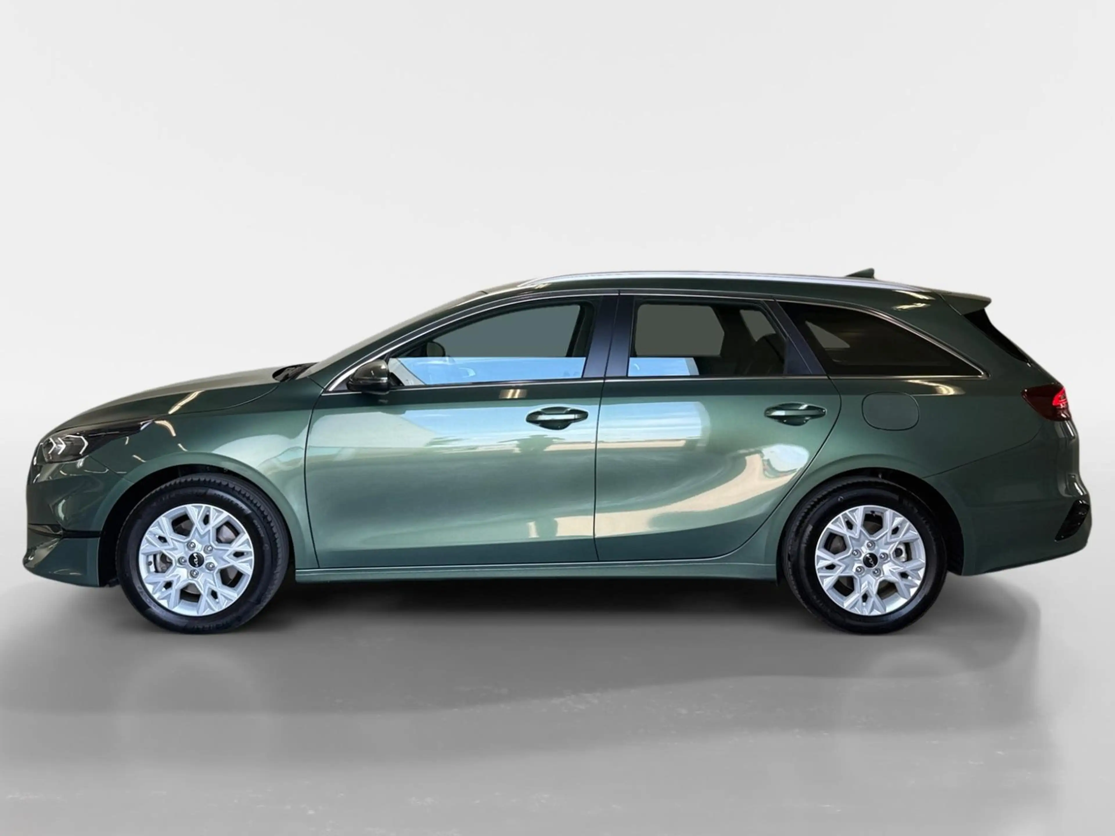 Kia Ceed SW / cee'd SW Sportswagon 1.5 T-GDi DynamicLine I Navi I Carplay — photo 9