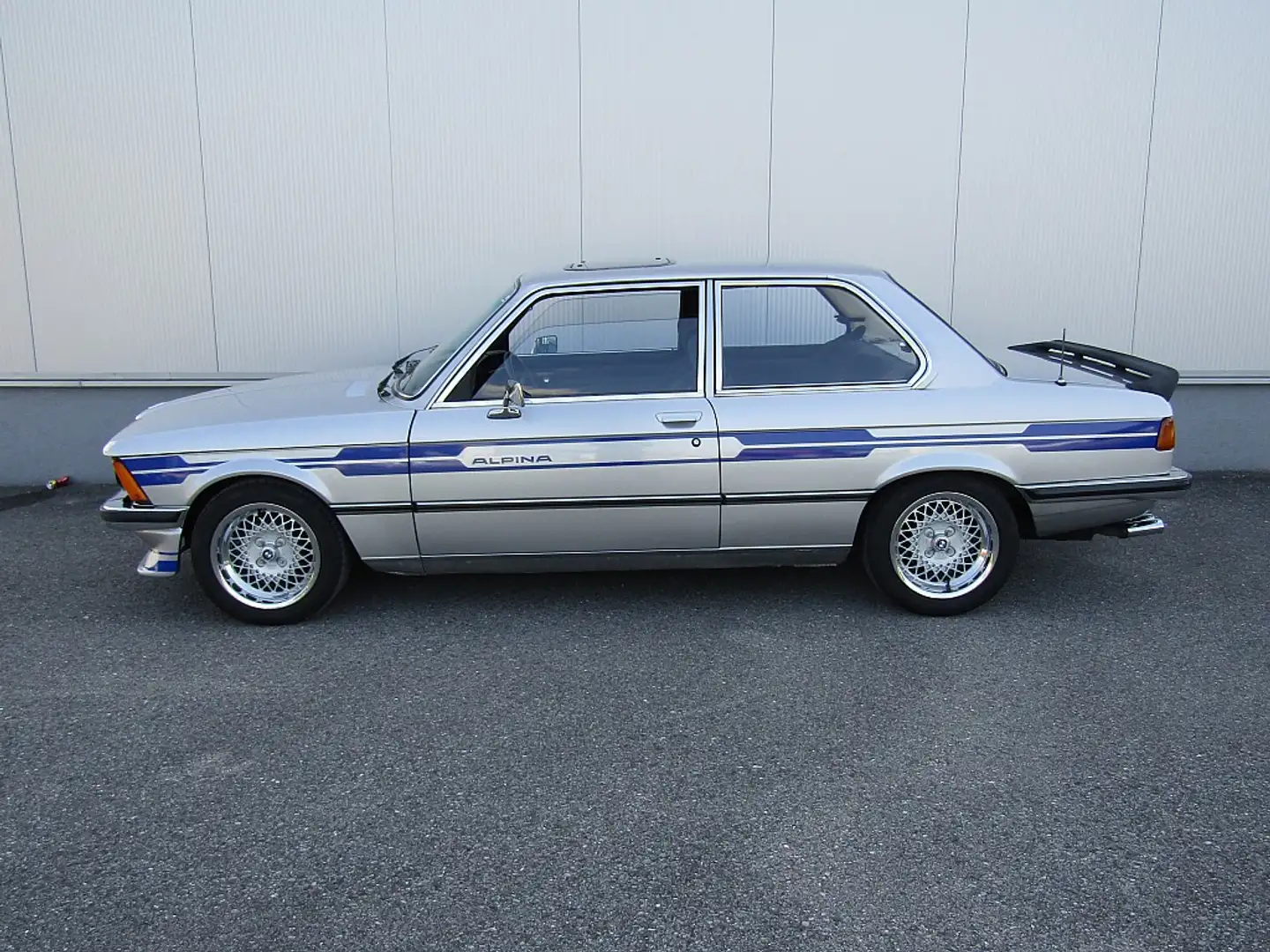 BMW 323 i Silber - 2