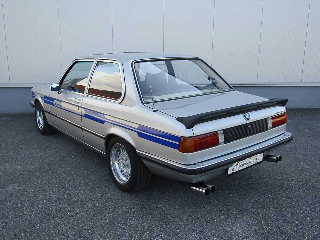 BMW 323 i, foto 3