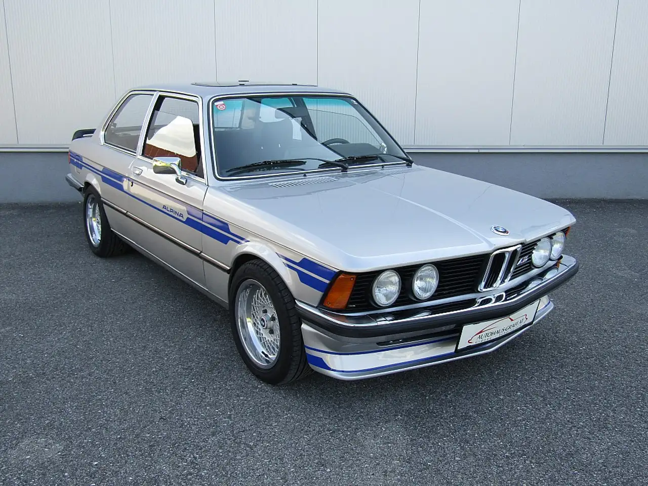 BMW 323 i, foto 7