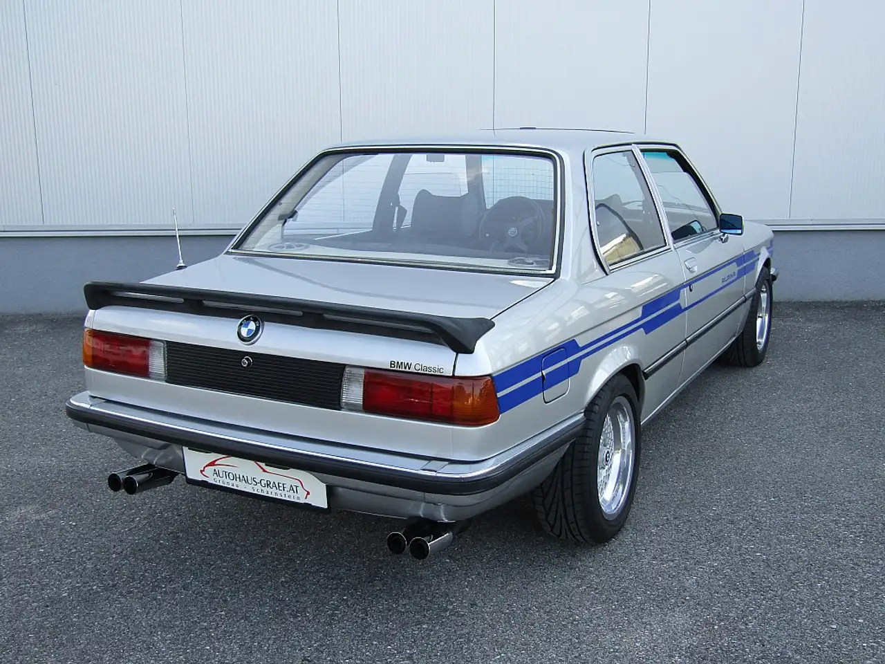BMW 323 i, foto 5