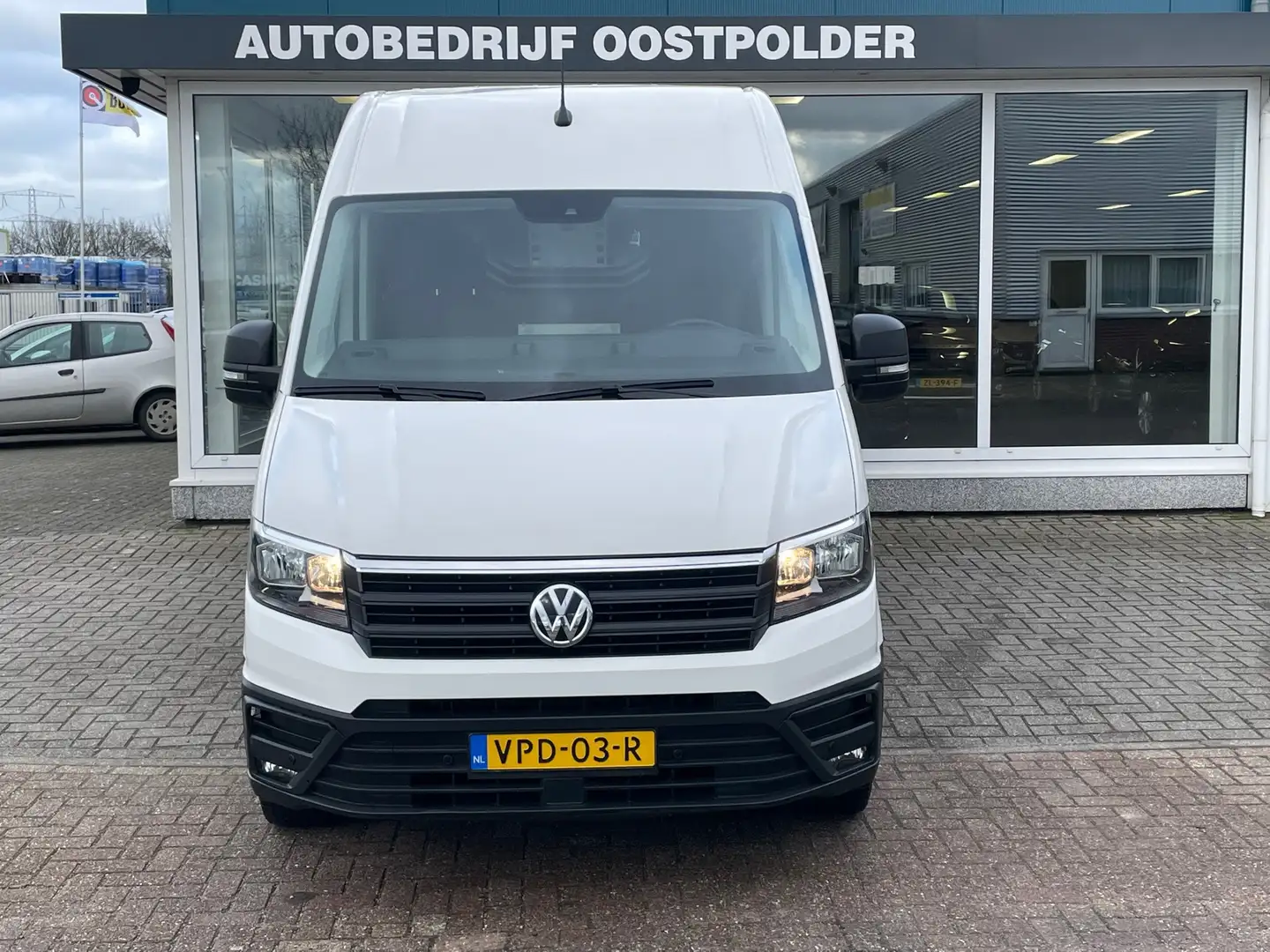 Volkswagen Crafter 30 2.0 TDI L3H3 Highline Wit - 2